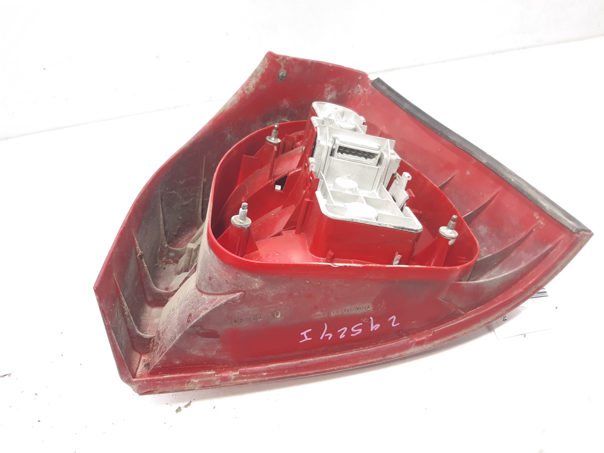 ALFA ROMEO A3 8L (1996-2003) Rear Left Taillight 8L0945095A 22467013