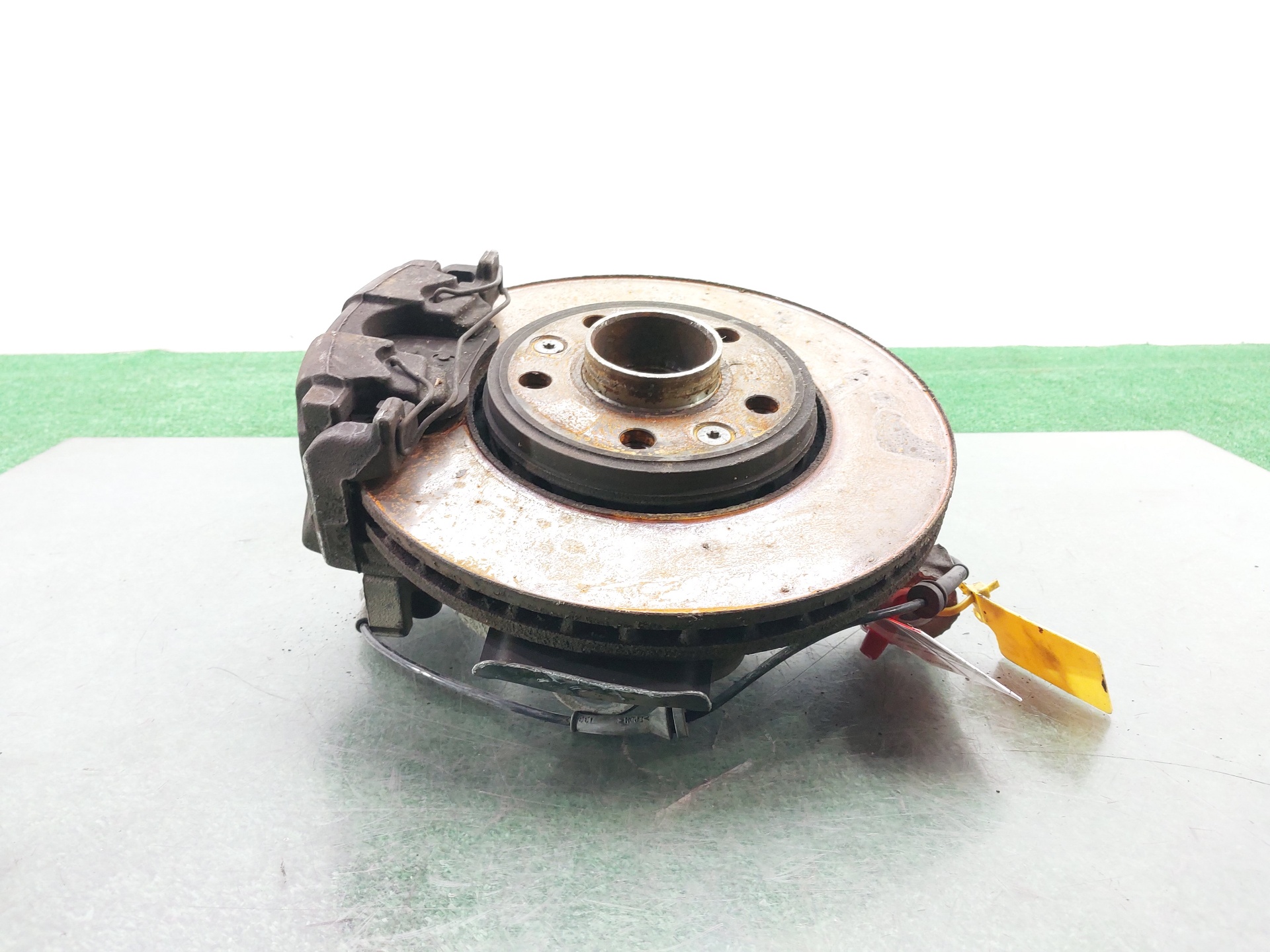 RENAULT Laguna 3 generation (2007-2015) Front Left Wheel Hub 400150006R 25216198