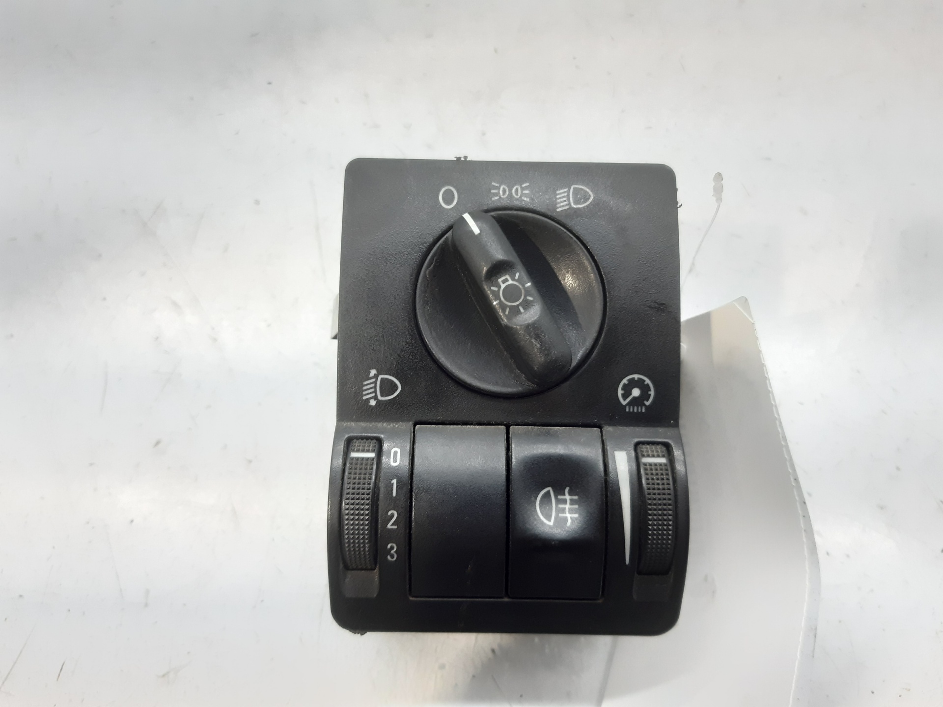 OPEL Corsa C (2000-2006) Headlight Switch Control Unit 9116613 22322223