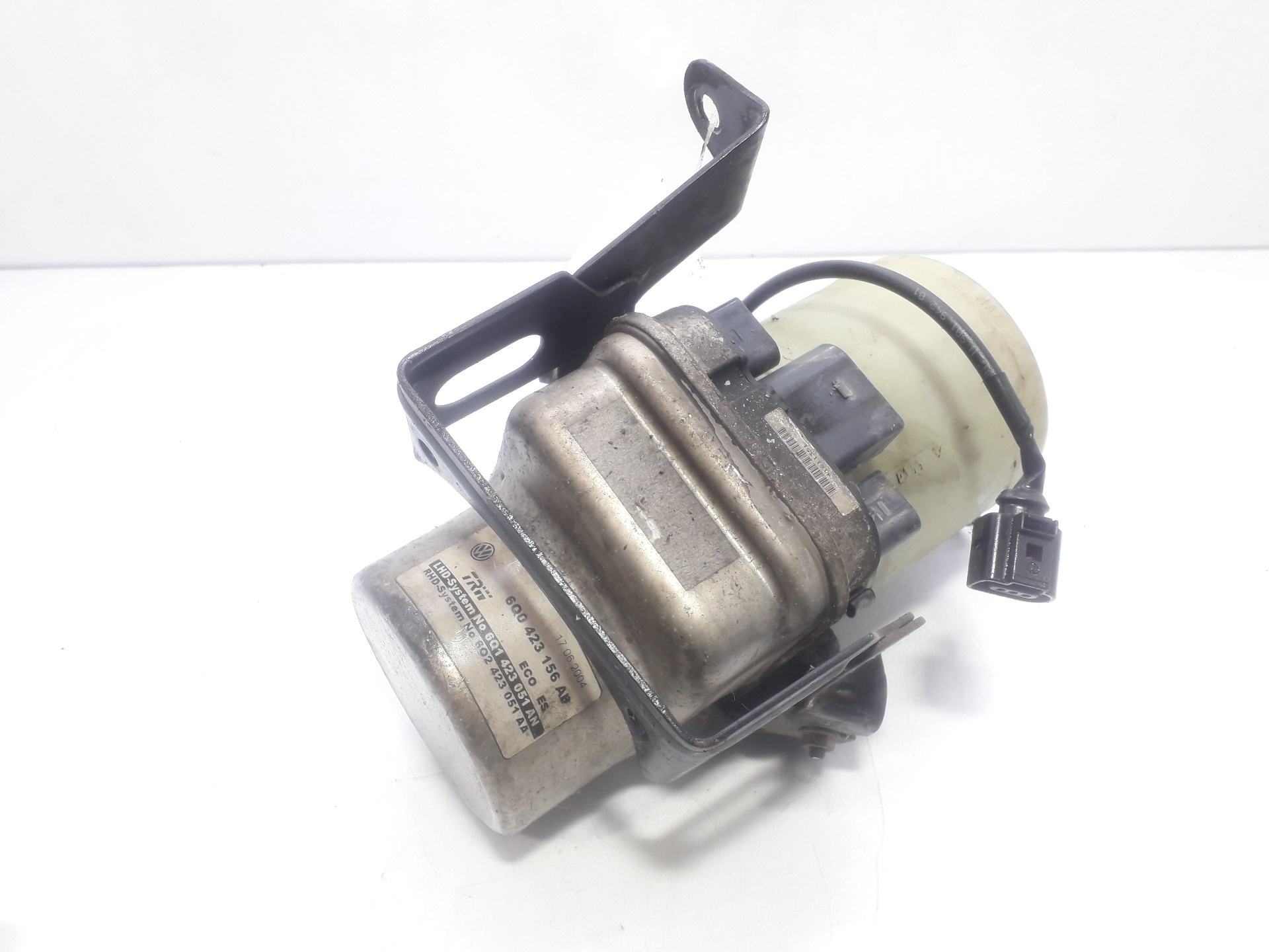 SEAT Cordoba 2 generation (1999-2009) Power Steering Pump 6Q0423156AB 24929965