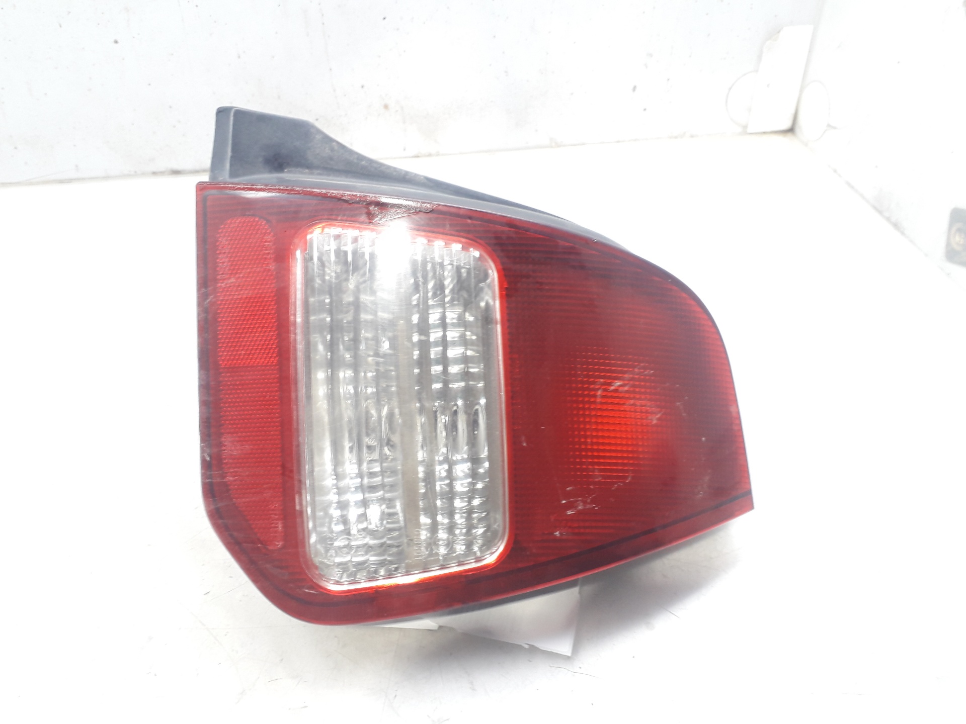 MITSUBISHI Colt 5 generation (1995-2003) Baglygte højre baglygte MR221880 18800776