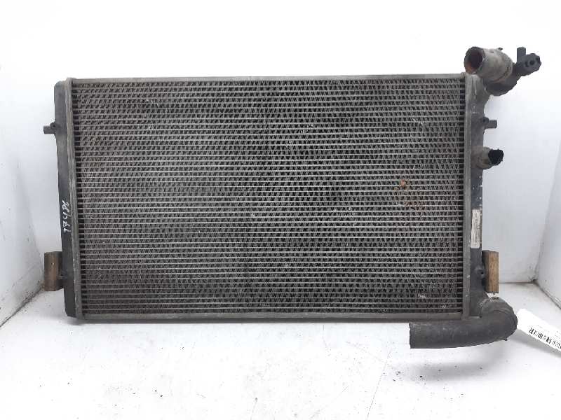 SEAT Toledo 2 generation (1999-2006) Gaisa kondensācijas radiators 1J0121253P 18399832