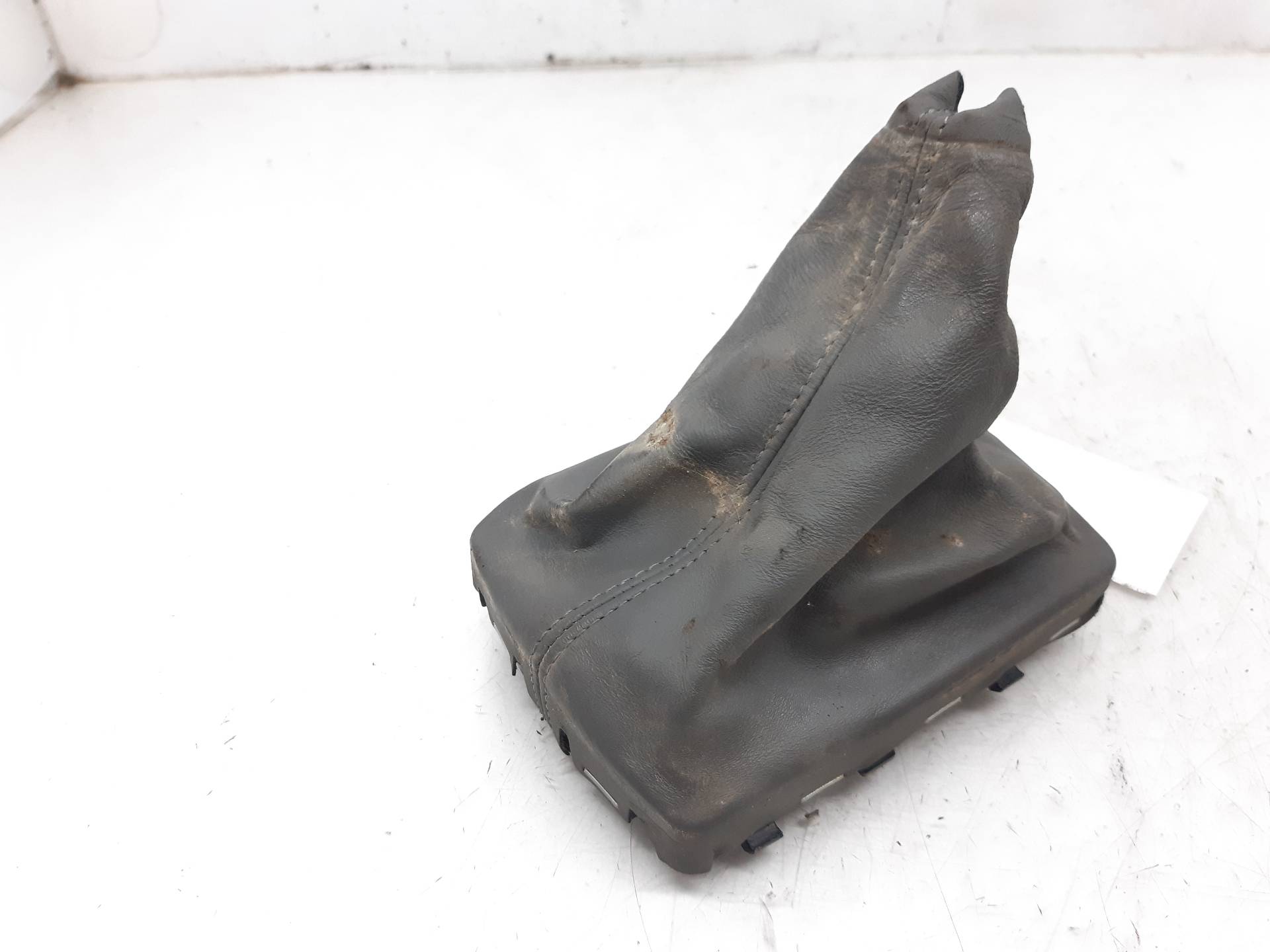 DODGE A6 C6/4F (2004-2011) Andre indvendige dele 4F0863287B 18689707