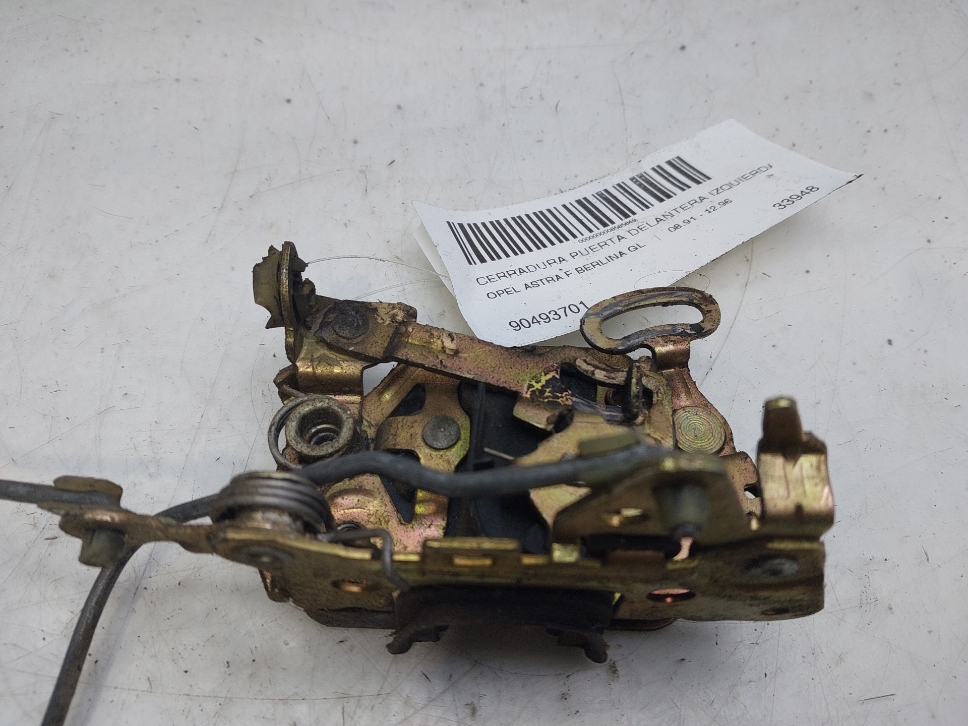 OPEL Astra F (1991-2002) Front Left Door Lock 90493701 23540603