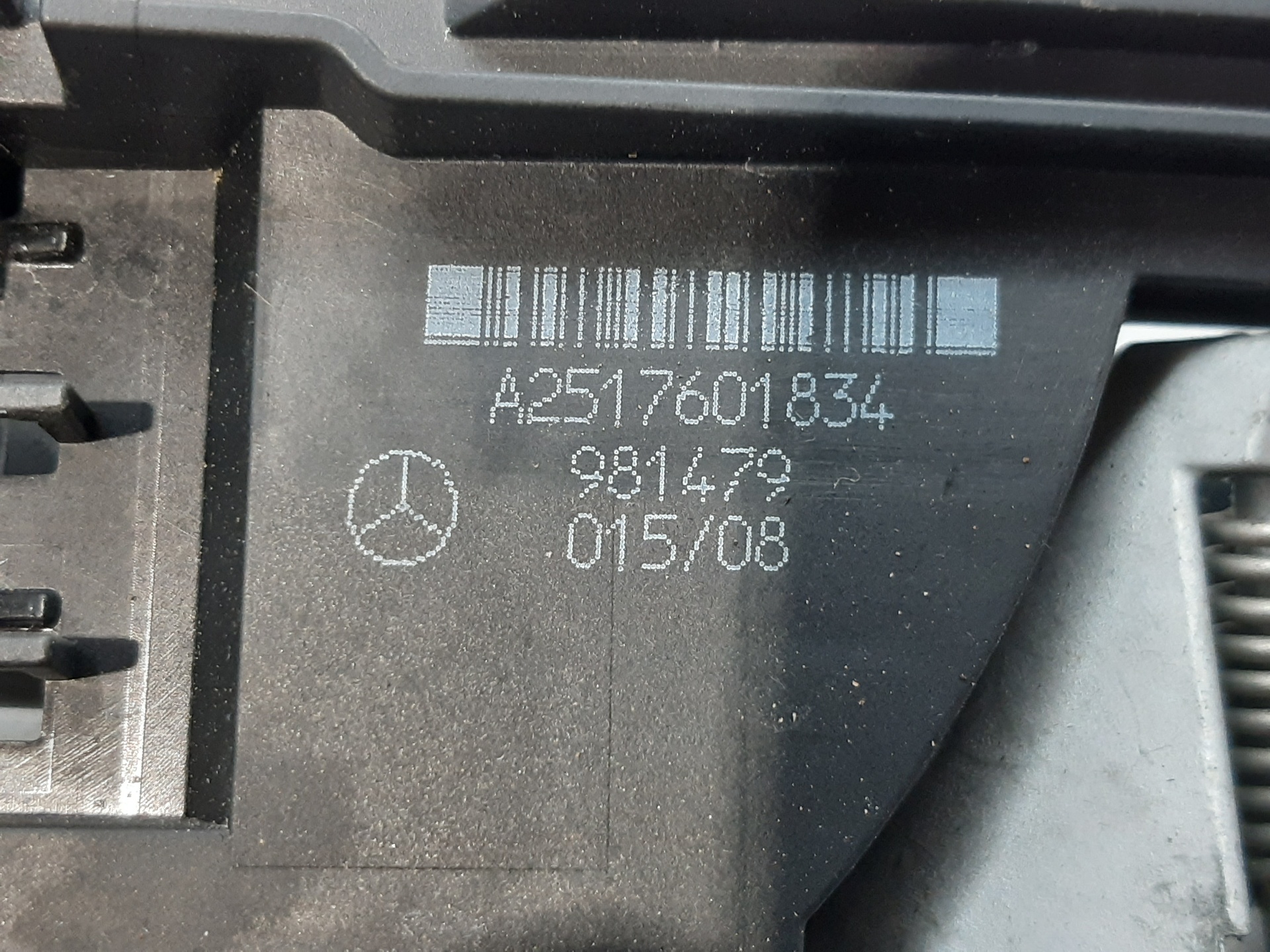 MERCEDES-BENZ R-Class W251 (2005-2017) Priekinių dešinių durų išorinė rankenėlė A2517601834 18752142