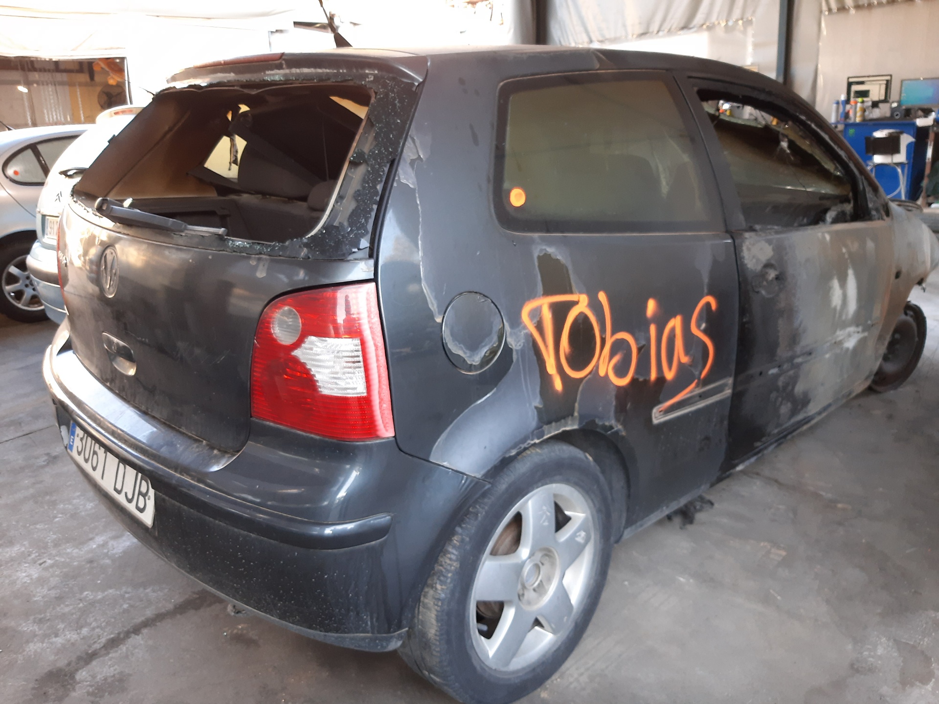 VOLKSWAGEN Polo 4 generation (2001-2009) Priekšējās kreisās durvis 6Q3831055K 22463942