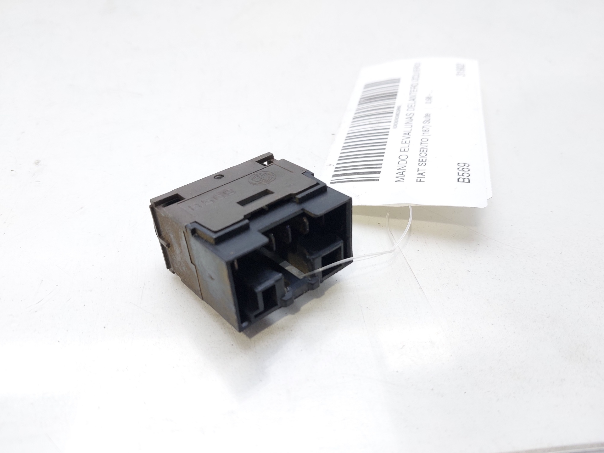 RENAULT Seicento 1 generation (1998-2010) Front Left Door Window Switch B569 20412863