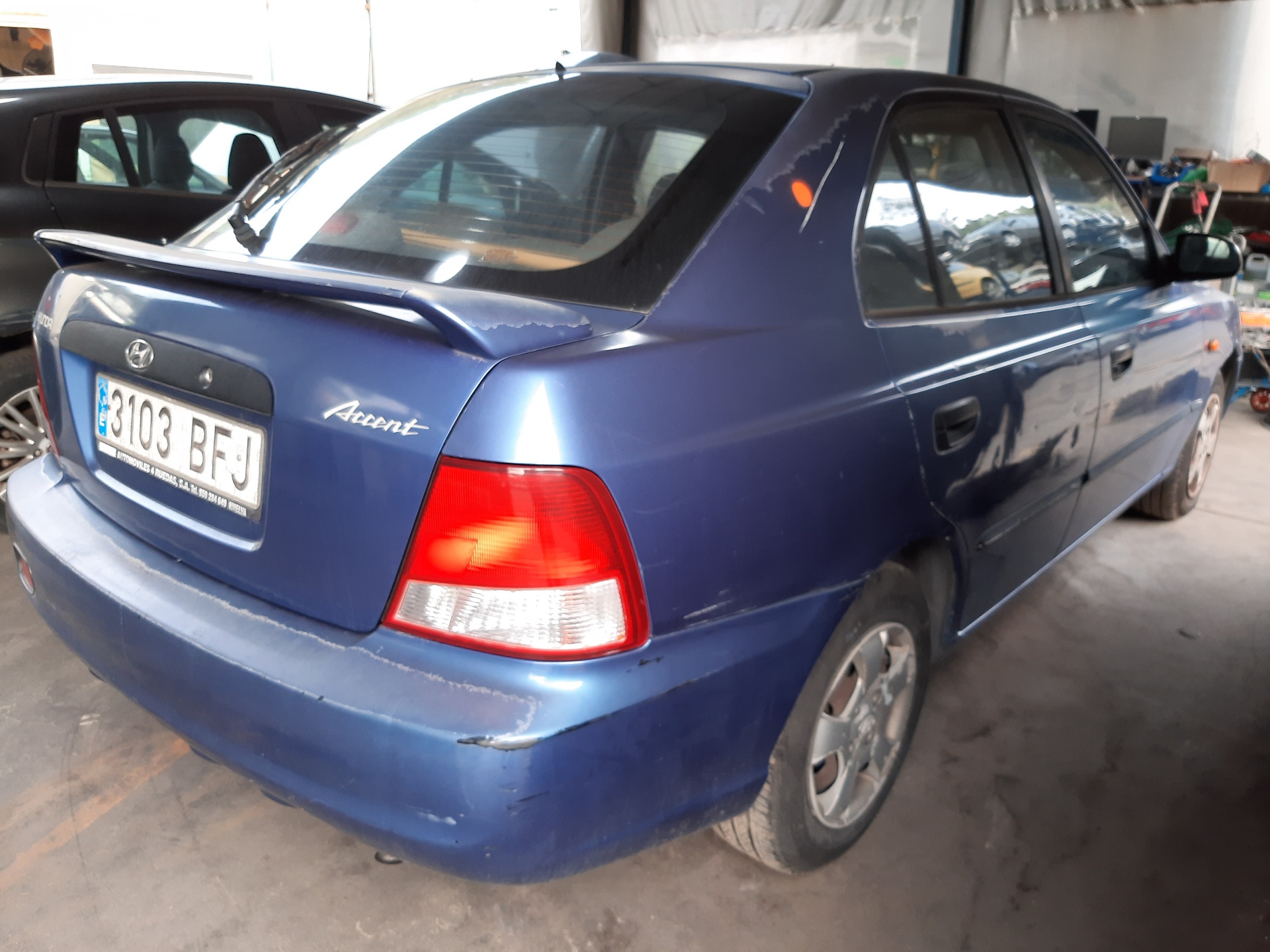 HYUNDAI Accent LC (1999-2013) Крышка багажника 7370025220 20998507