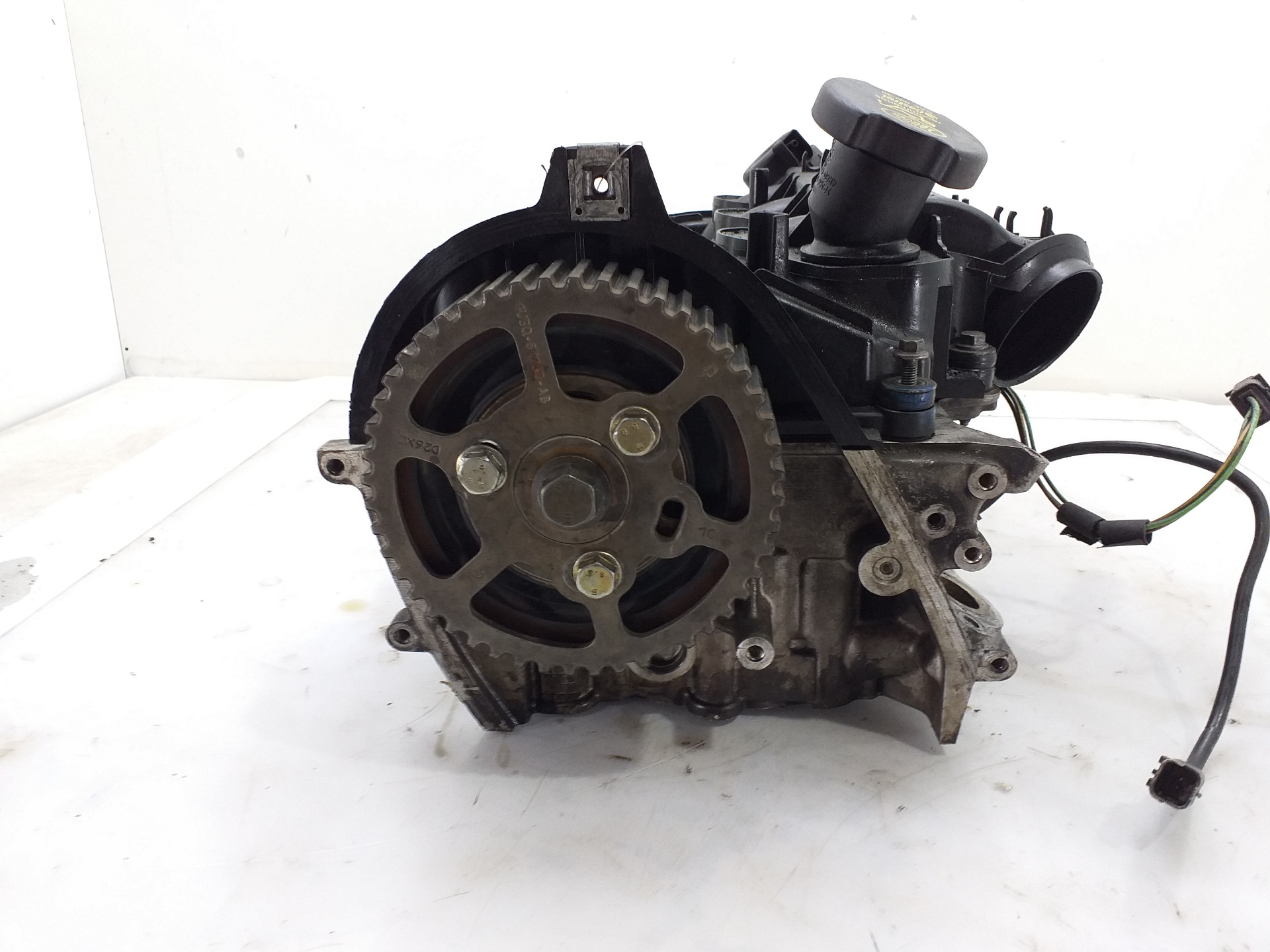 LAND ROVER Discovery 4 generation (2009-2016) Chiulasă motor 4R8Q6090 18754951