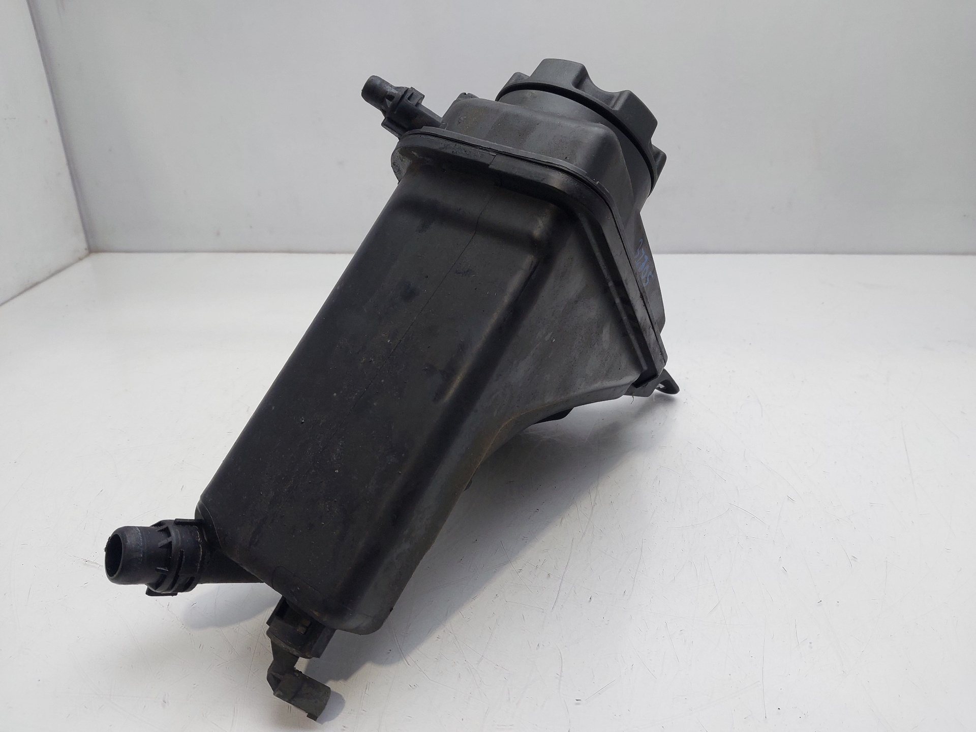 BMW 3 Series E90/E91/E92/E93 (2004-2013) Expansion Tank 17137543026 22559809