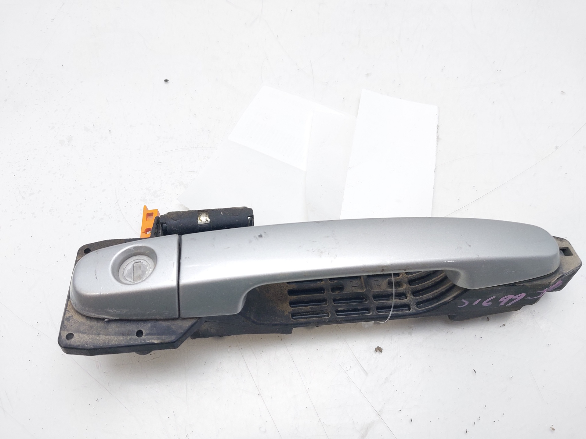 MERCEDES-BENZ RAV4 2 generation (XA20) (2000-2006) Front Right Door Exterior Handle 6921112220B6 21089305