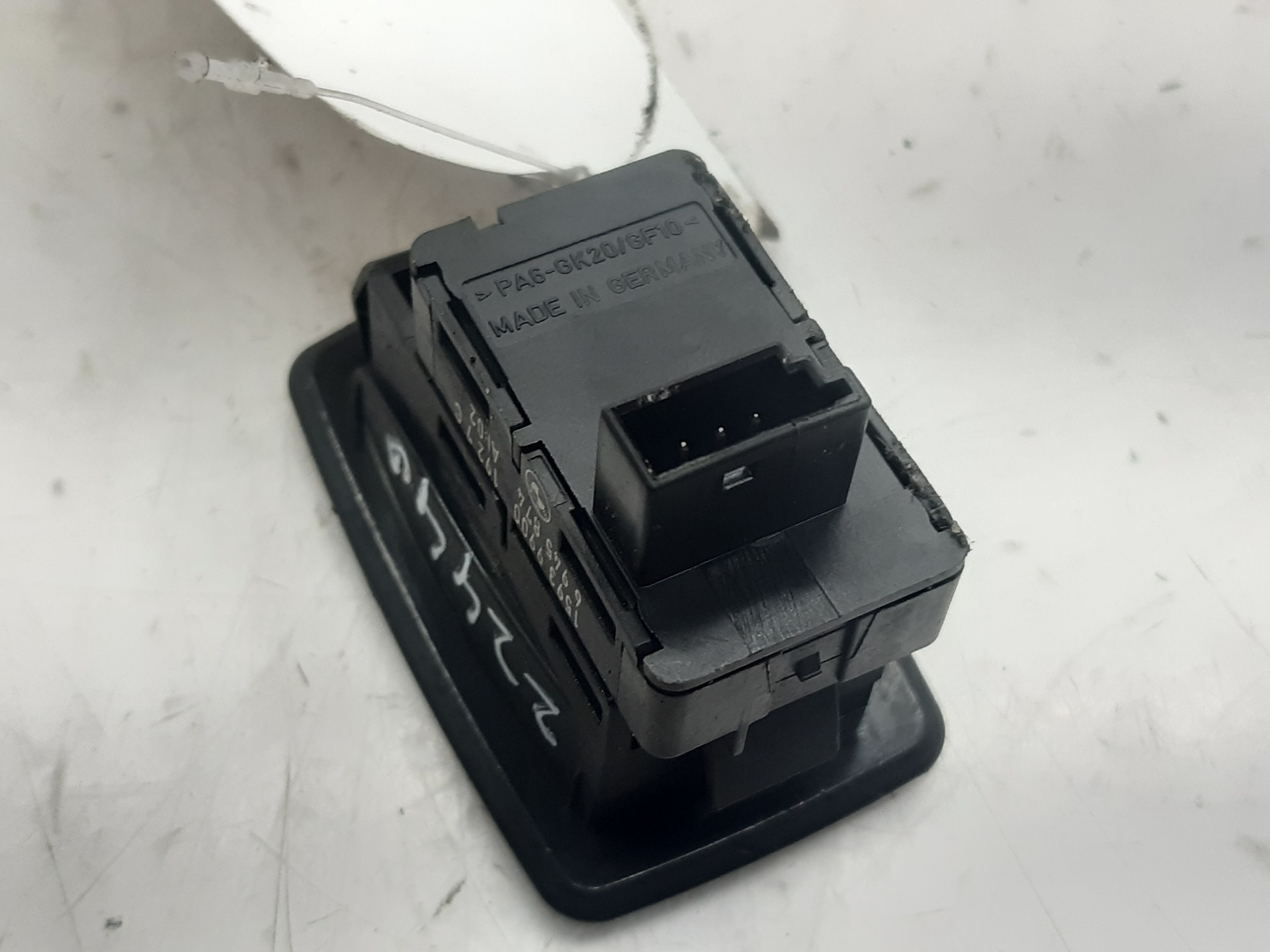 BMW X6 E71/E72 (2008-2012) Front Right Door Window Switch 61316945874 21011564