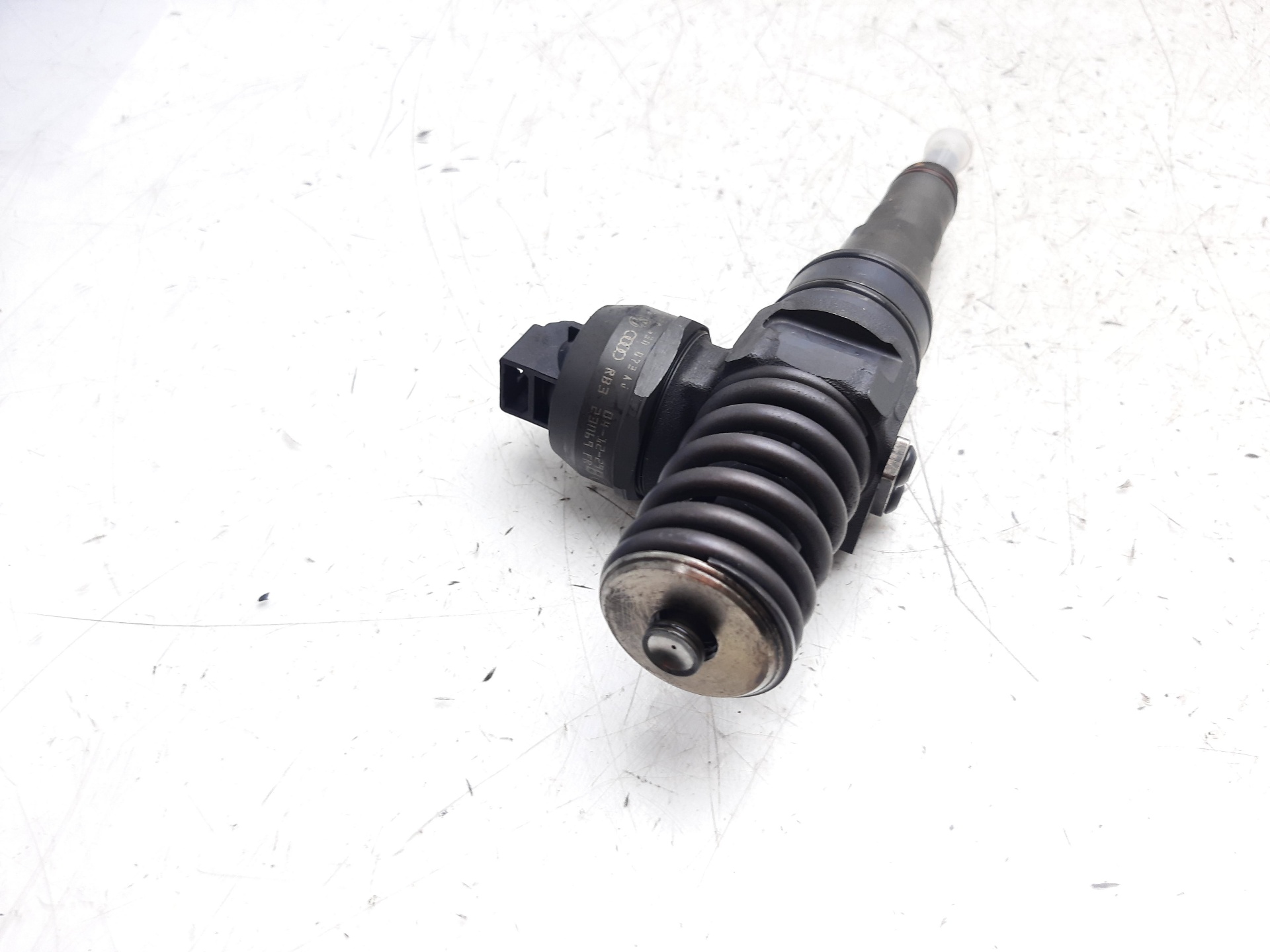 SEAT Cordoba 2 generation (1999-2009) Fuel Injector 038130073AJ 22464284