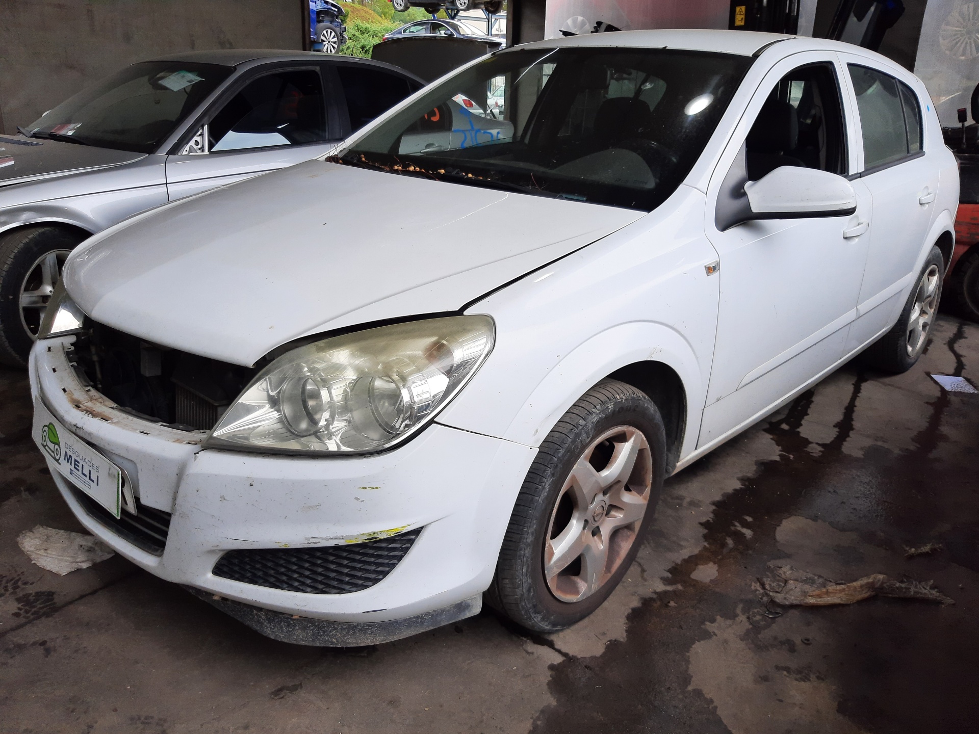 OPEL Astra J (2009-2020) Priekšējo kreiso durvju logu pacēlājs 13100417 25109266