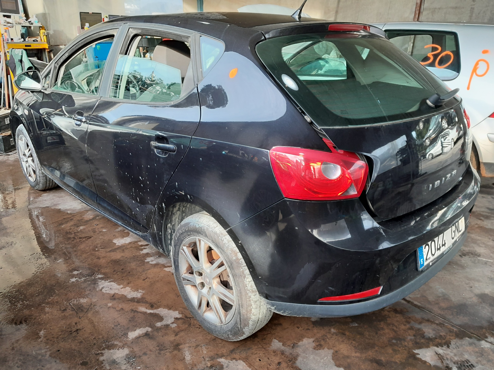 SEAT Ibiza 4 generation (2008-2017) Вакуумный насос 038145209 25058384