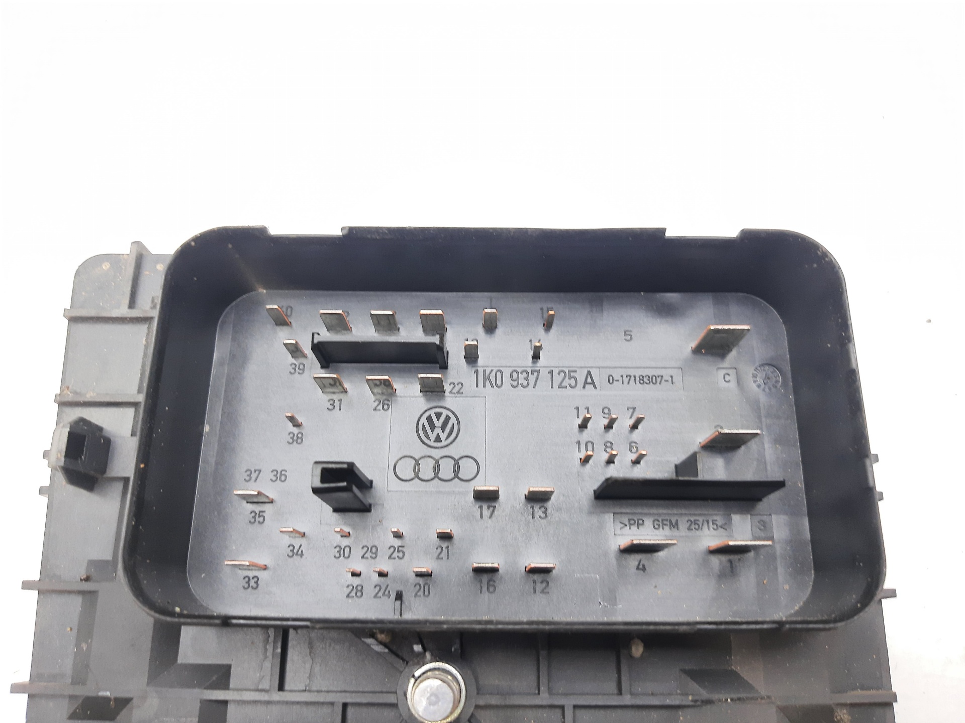 VOLKSWAGEN Touran 1 generation (2003-2015) Fuse Box 1K0937125 20793824