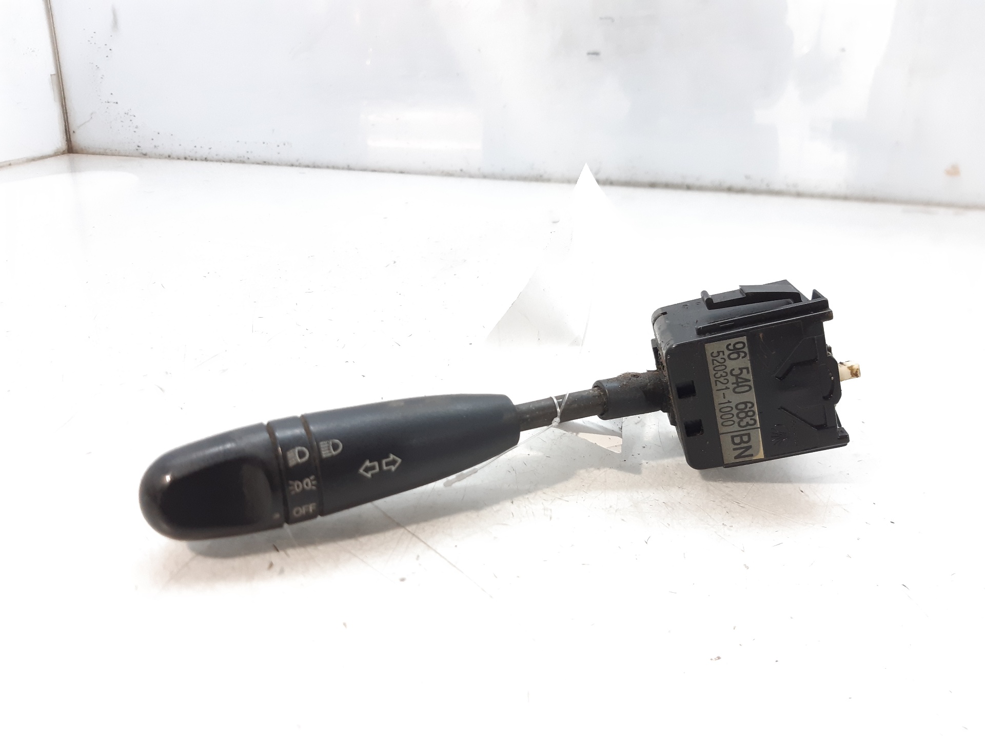 CHEVROLET Aveo T200 (2003-2012) Headlight Switch Control Unit 96540683 22026747