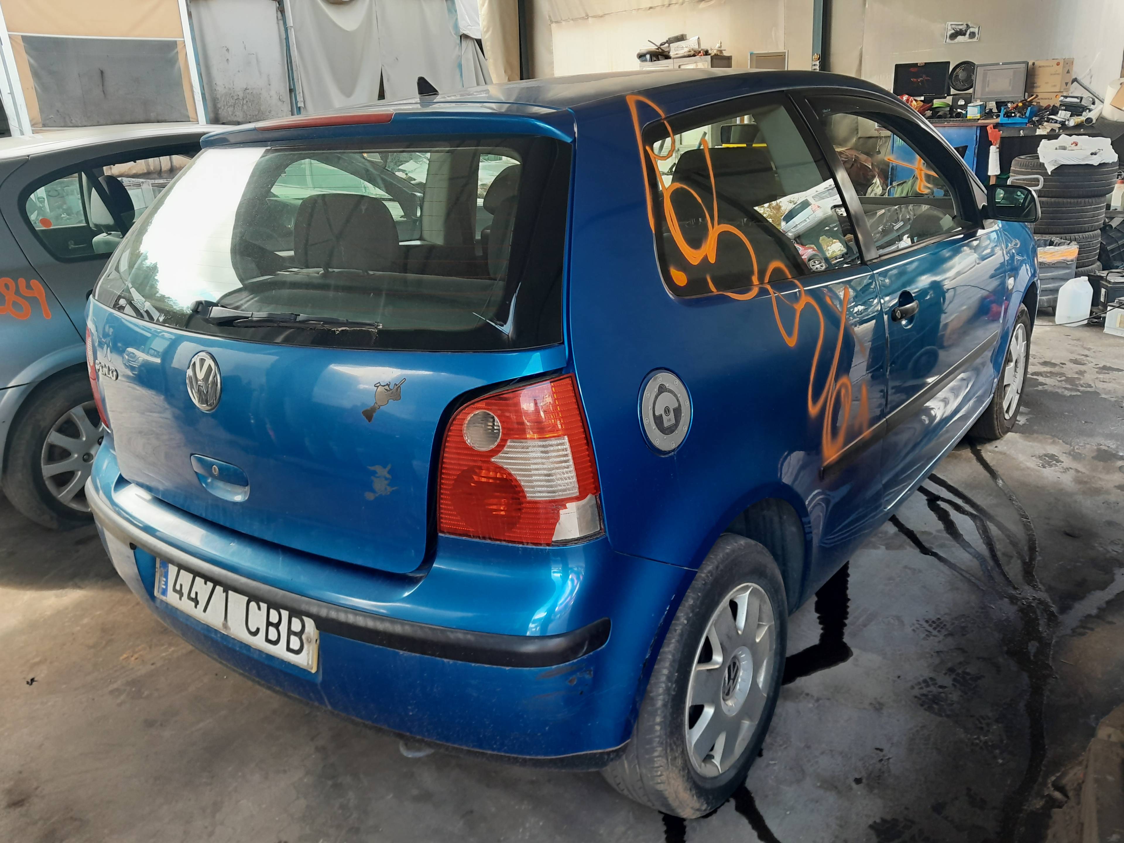 VOLKSWAGEN Polo 4 generation (2001-2009) Priekšējās kreisās durvis 6Q3831055K 21192856