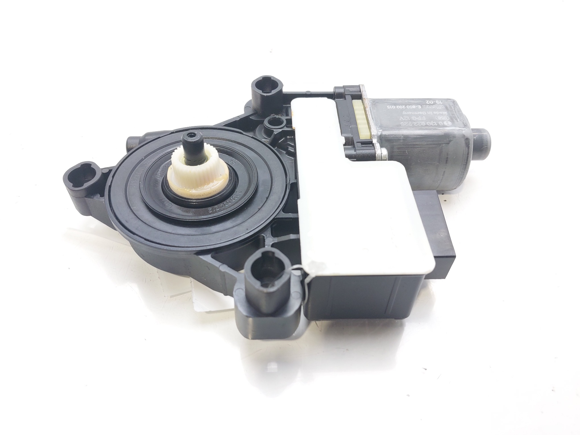 SKODA Yeti 1 generation (2009-2018) Rear Right Door Window Control Motor 5Q0959811E 22409044