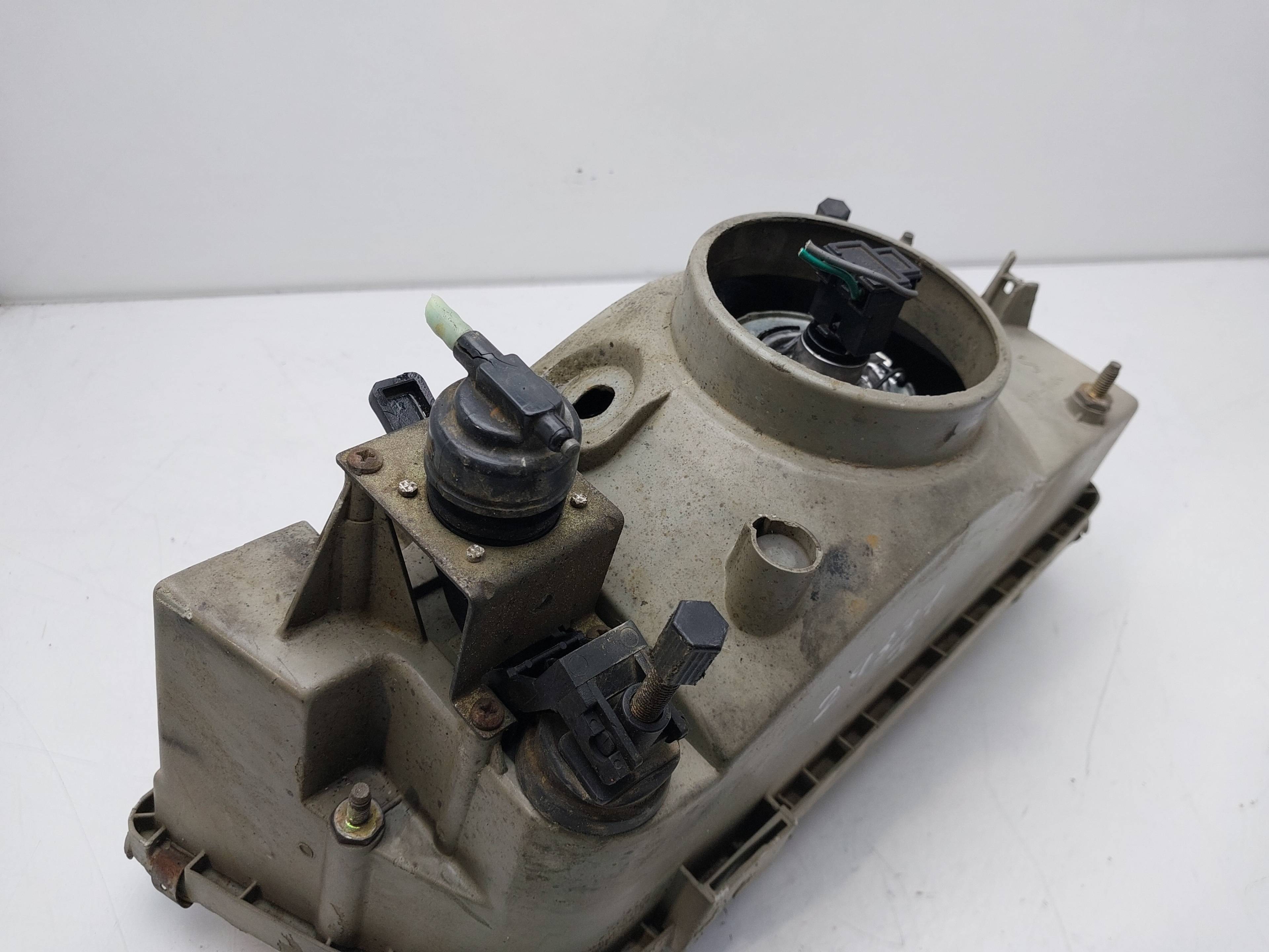 FIAT Phare avant gauche 35690748 22463776