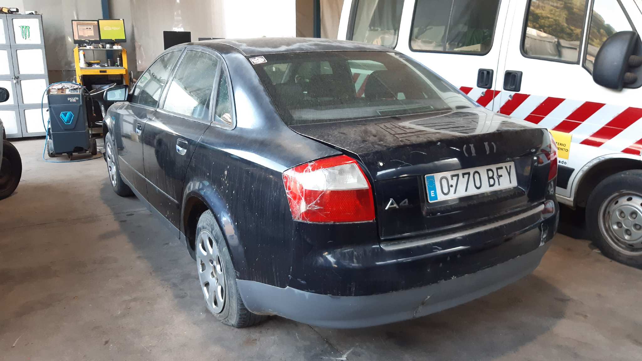 AUDI A4 B6/8E (2000-2005) Priekšējo labo durvju spogulis NVE2311 18529766