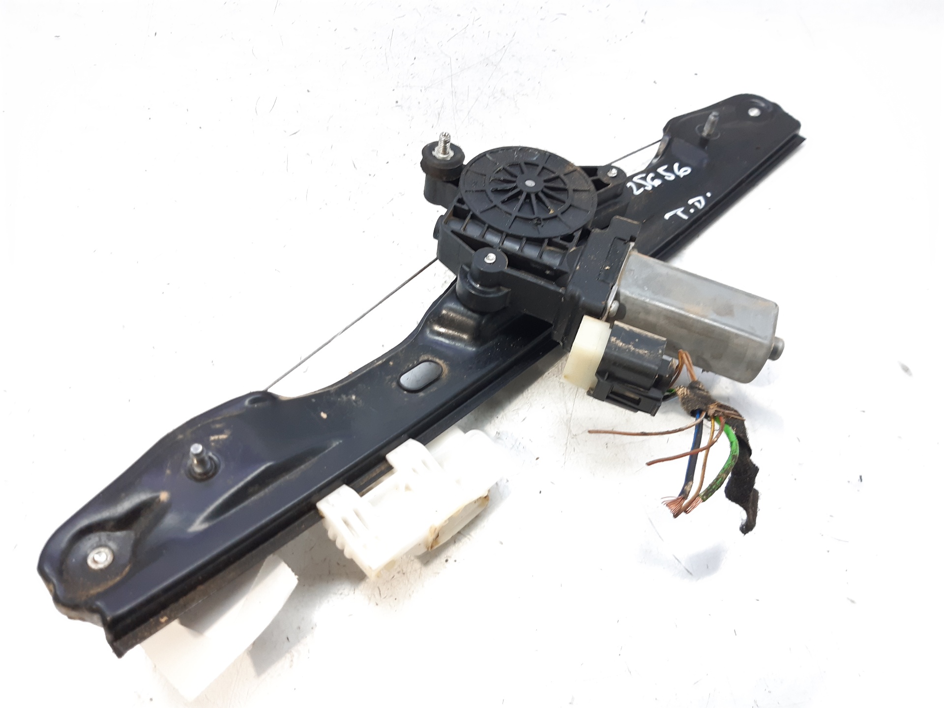 BMW 1 Series F20/F21 (2011-2020) Rear Right Door Window Regulator 51357281884 18748588