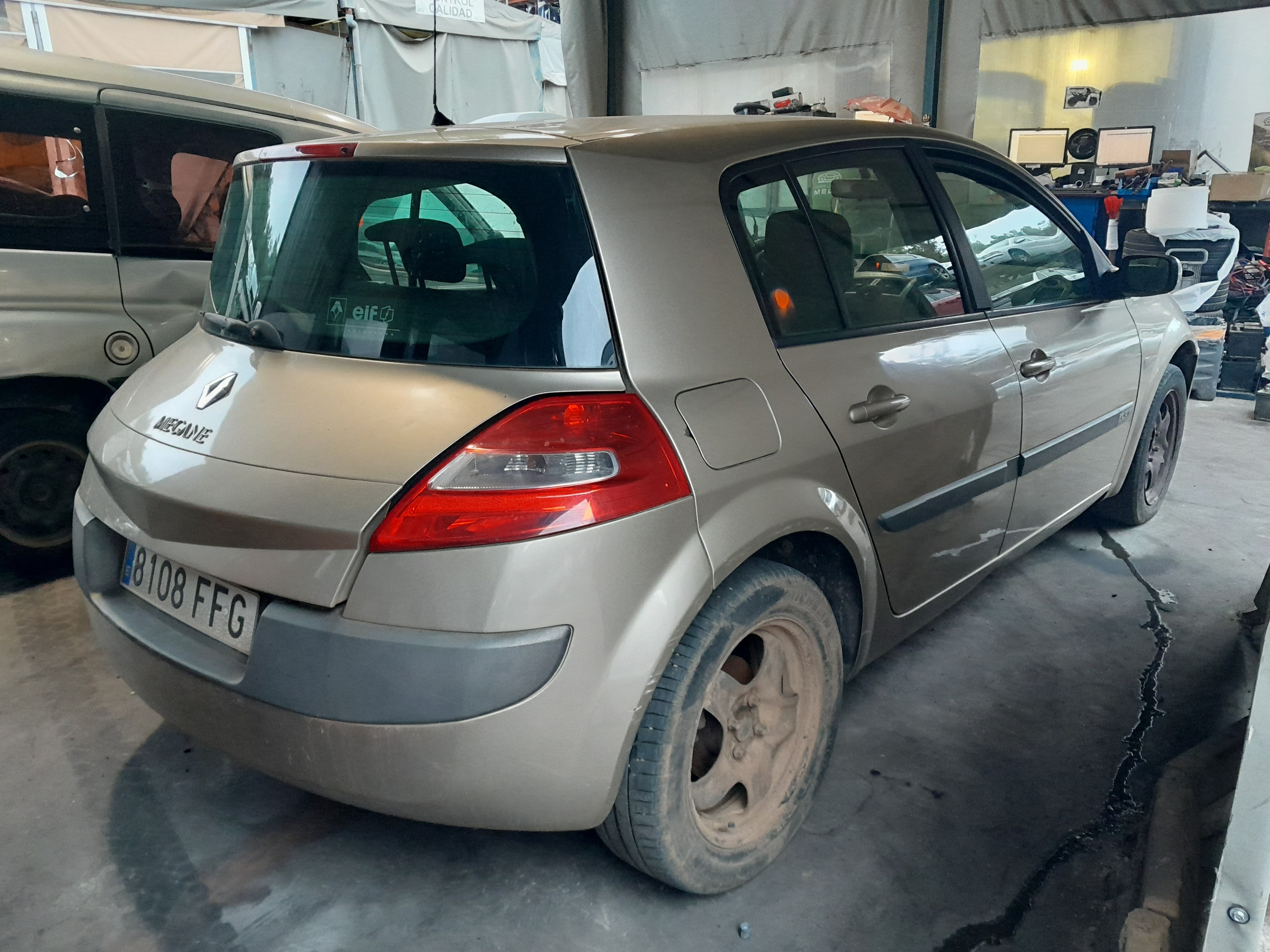 RENAULT Megane 2 generation (2002-2012) Bagāžnieks 7751473705 22560871