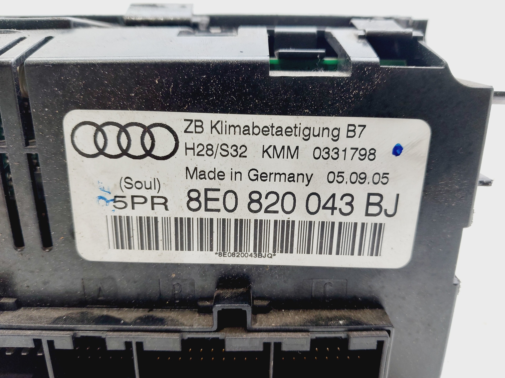 AUDI A4 B7/8E (2004-2008) Ilmastonhallintayksikkö 8E0820043BJ 26582601