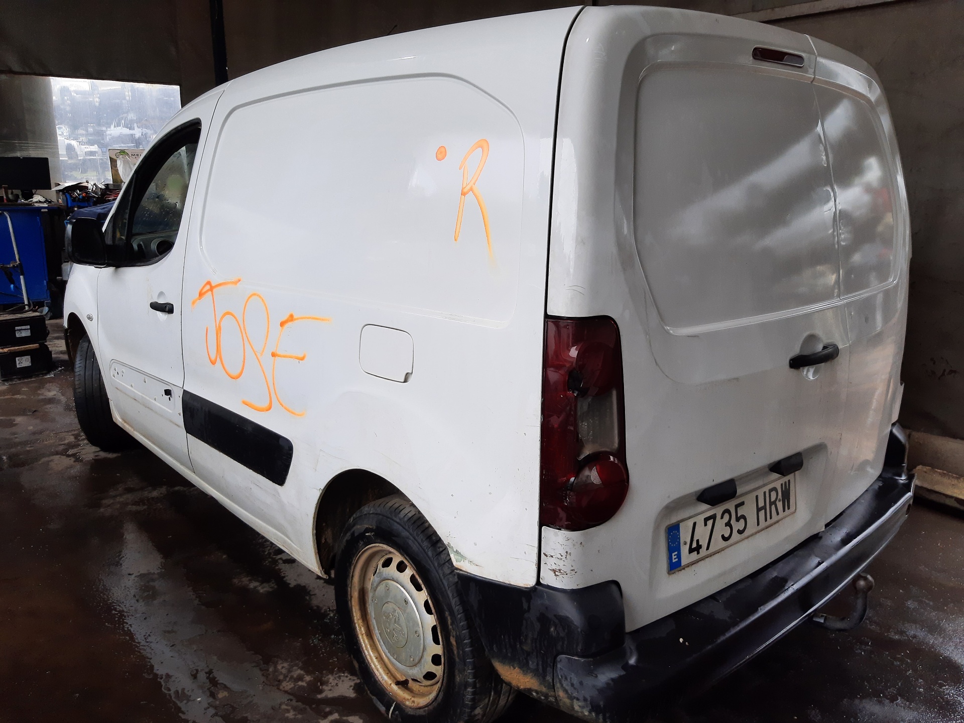 PEUGEOT Partner 2 generation (2008-2023) Axul butuc roți dreapta față 1606631080 20788916