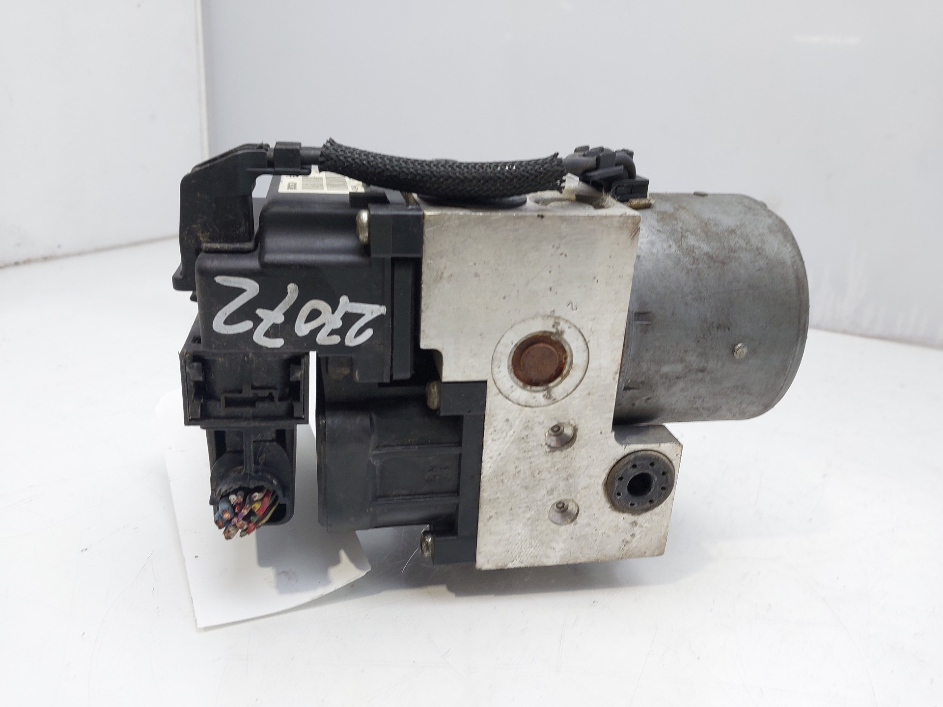 TOYOTA Corolla E120 (2000-2008) ABS Pump 8954102030 22300981