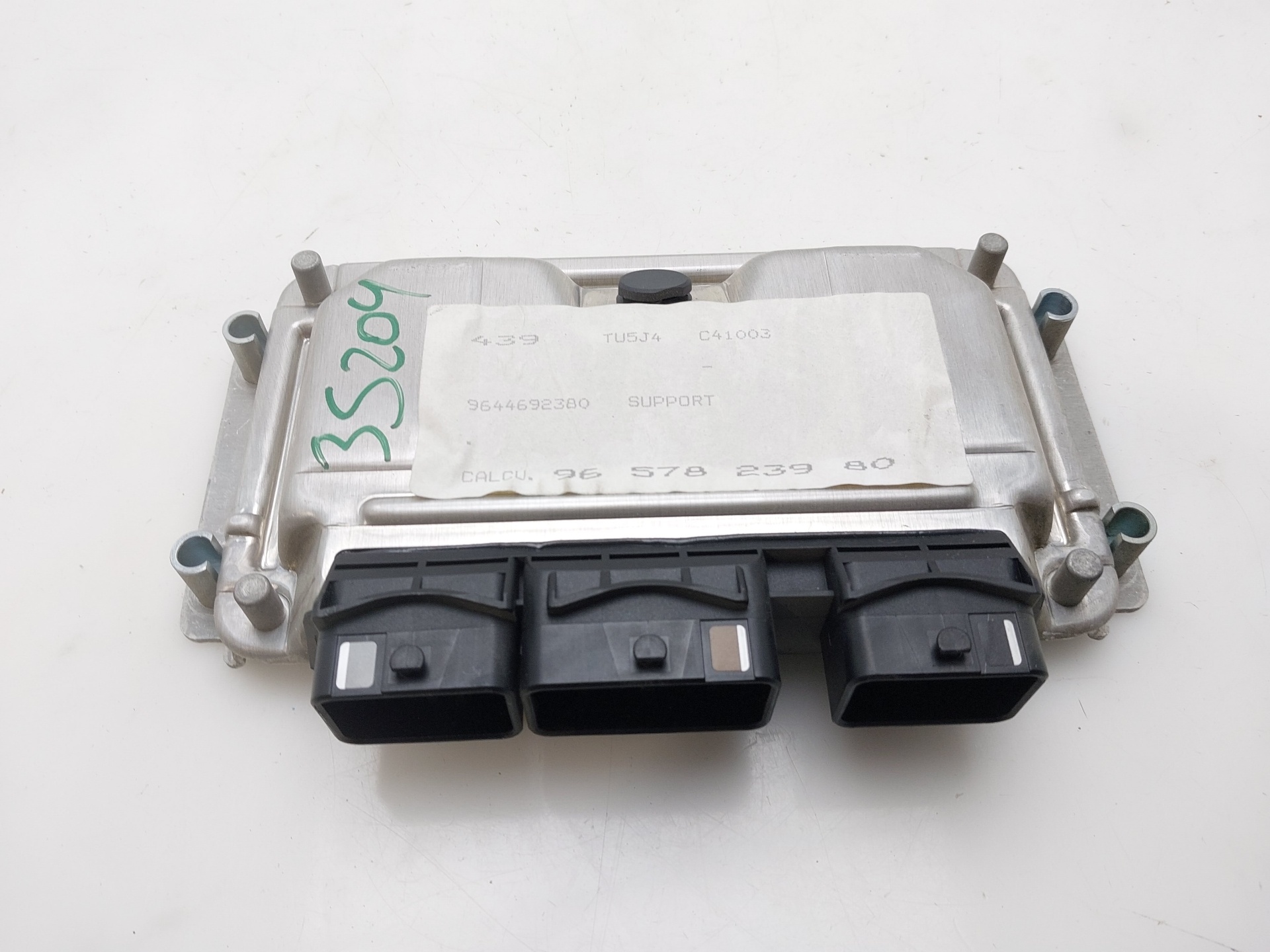 PEUGEOT 307 1 generation (2001-2008) Variklio kompiuteris 9657823980 26802858