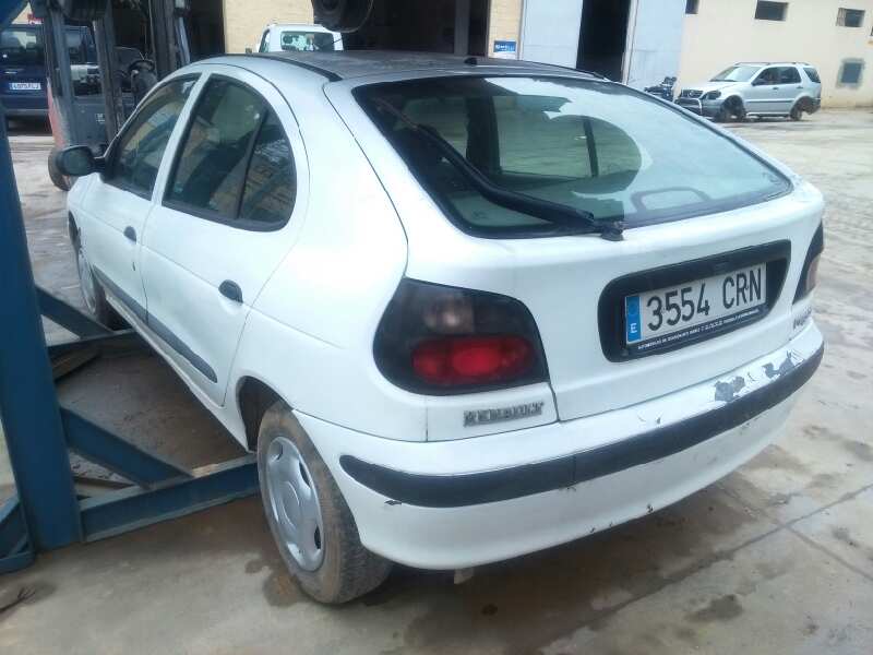 RENAULT Megane 1 generation (1995-2003) Генератор 7700857073 24077366