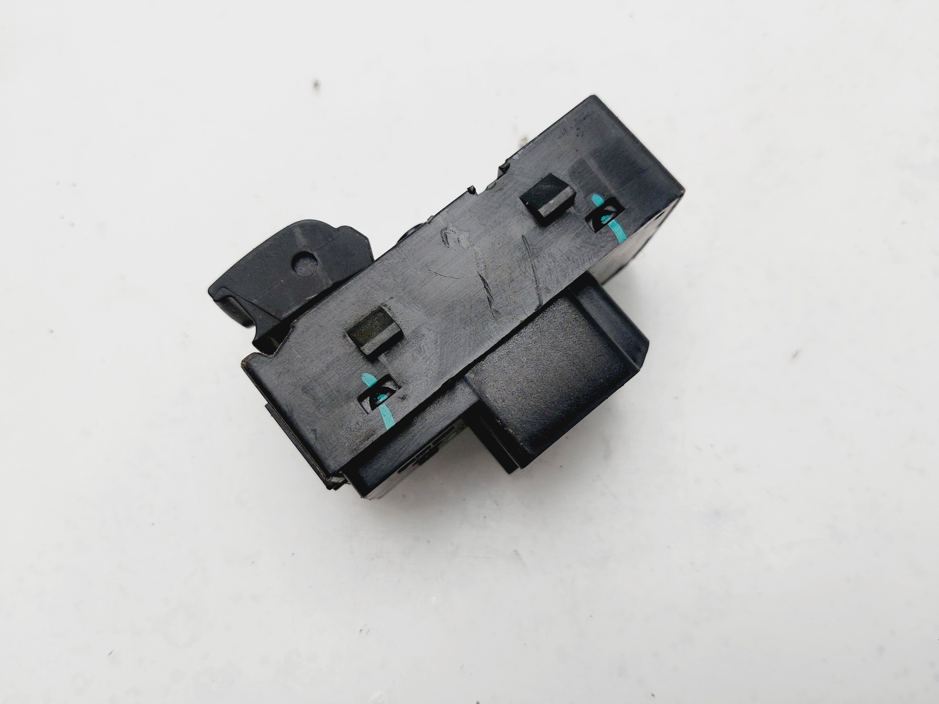 CHEVROLET Cruze 1 generation (2009-2015) Rear Right Door Window Control Switch 1330568 25740792