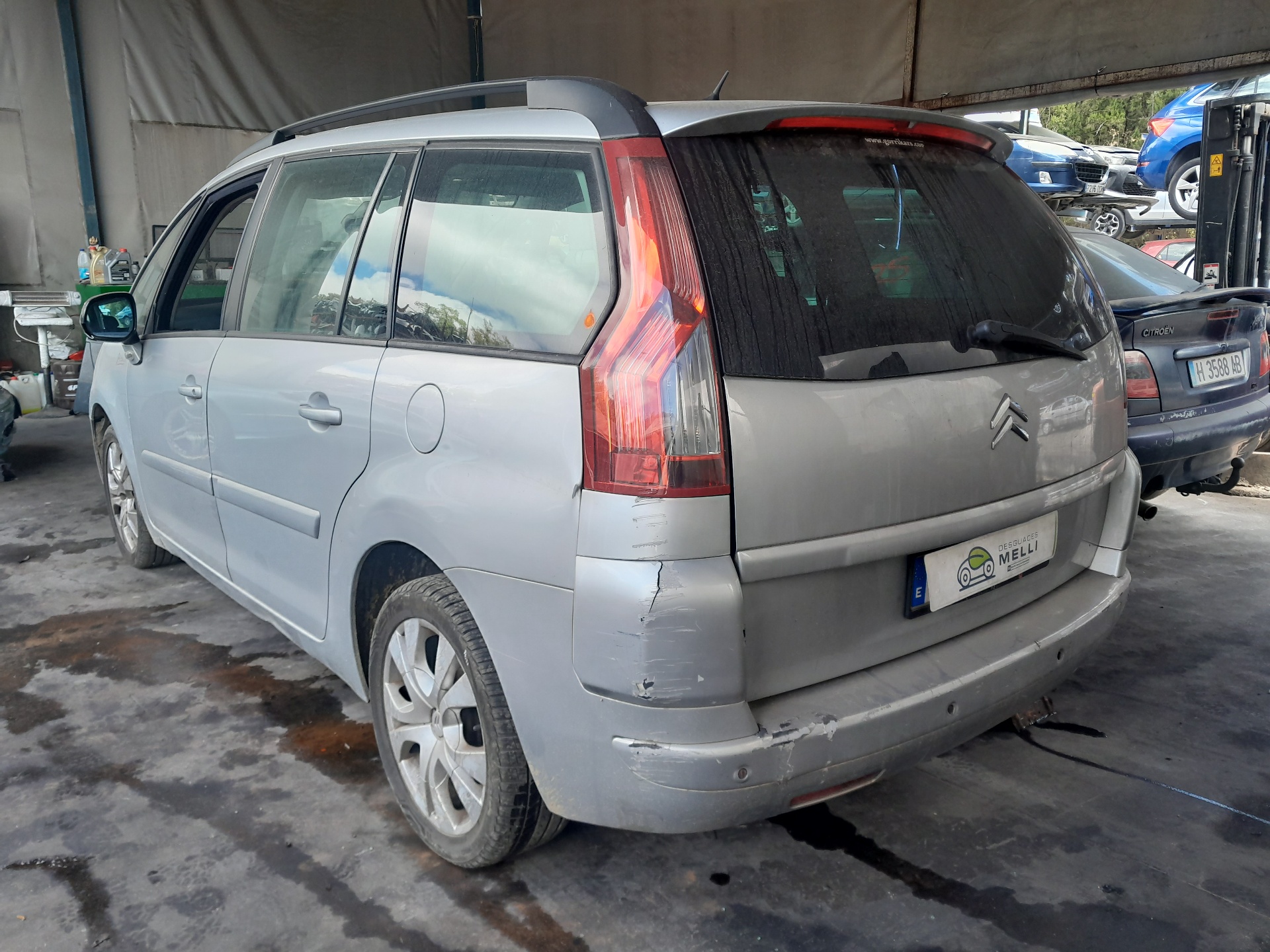 CITROËN C4 Picasso 1 generation (2006-2013) Бампер передний 7401FJ 25425479