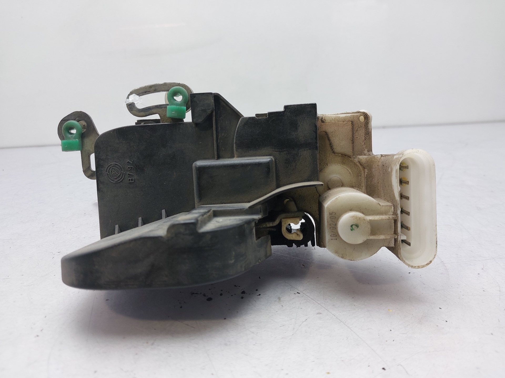 ALFA ROMEO 147 2 generation (2004-2010) Front Left Door Lock 0046800416 22468936