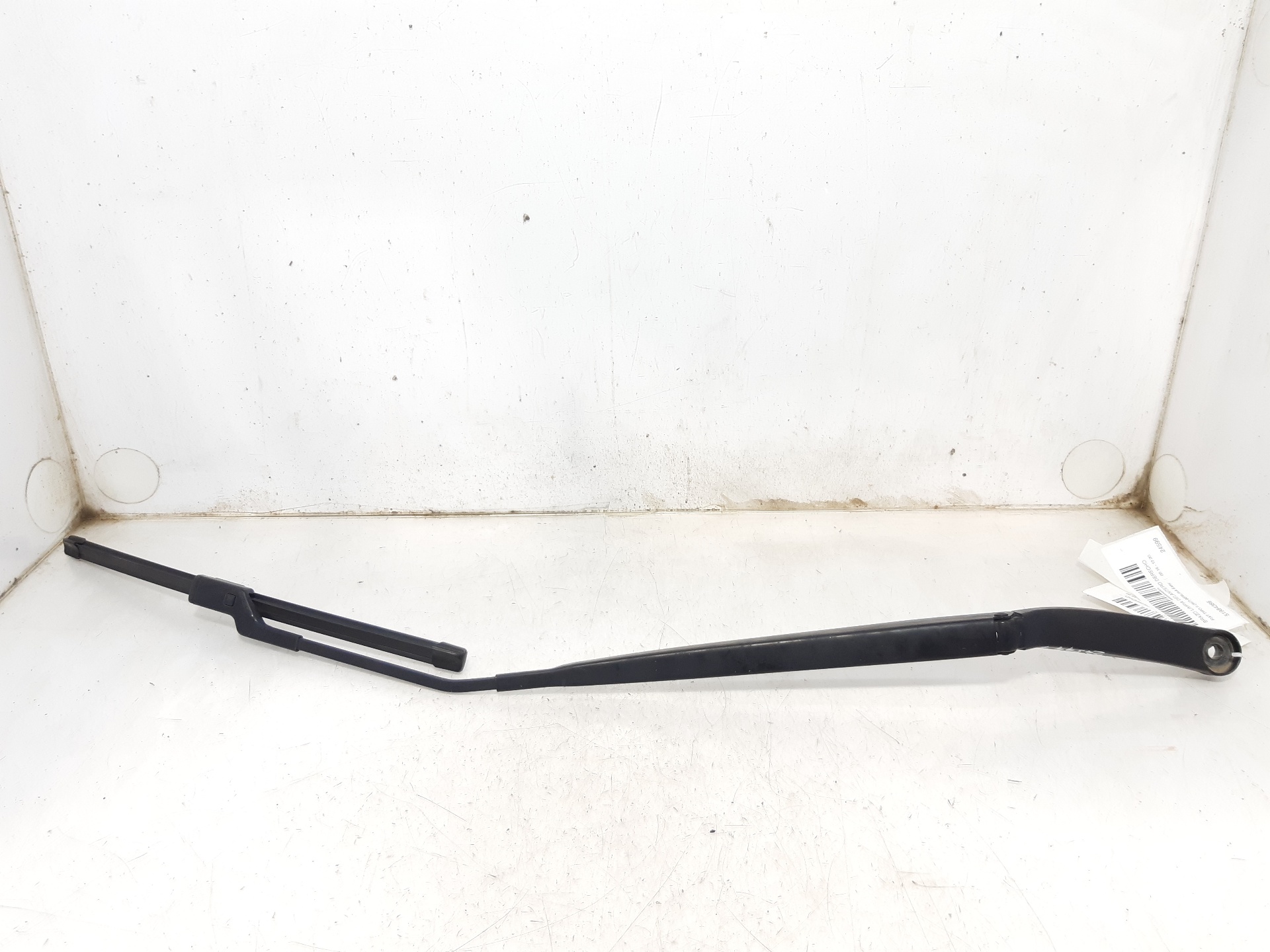 FIAT Tipo 2 generation (2015-2024) Front Wiper Arms 51984386 24112461