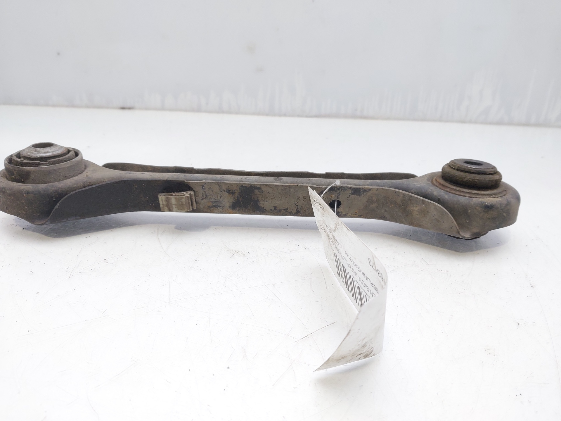 Brazo de la suspensión inferior trasero izquierdo M47N204D4 33326763473 de Bmw 3 (e90) 2007-2010 122 CV - pieza usada