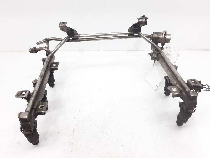 AUDI A3 8L (1996-2003) Fuel Rail 078133681AJ 18519535