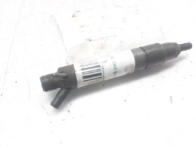 SEAT Ibiza 2 generation (1993-2002) Fuel Injector 028130202P 18424703