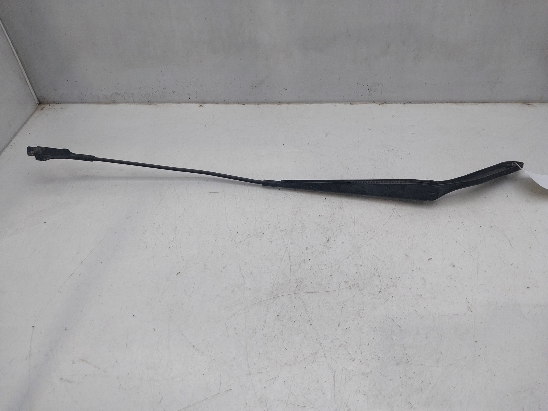 BMW X6 E71/E72 (2008-2012) Front Wiper Arms 617153739 24836832