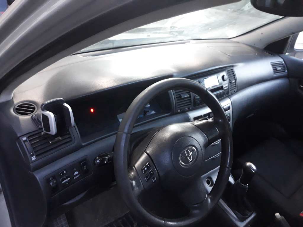 TOYOTA Corolla E120 (2000-2008) Takaluukun lasinpyyhkijän moottori 8513002020 18464743