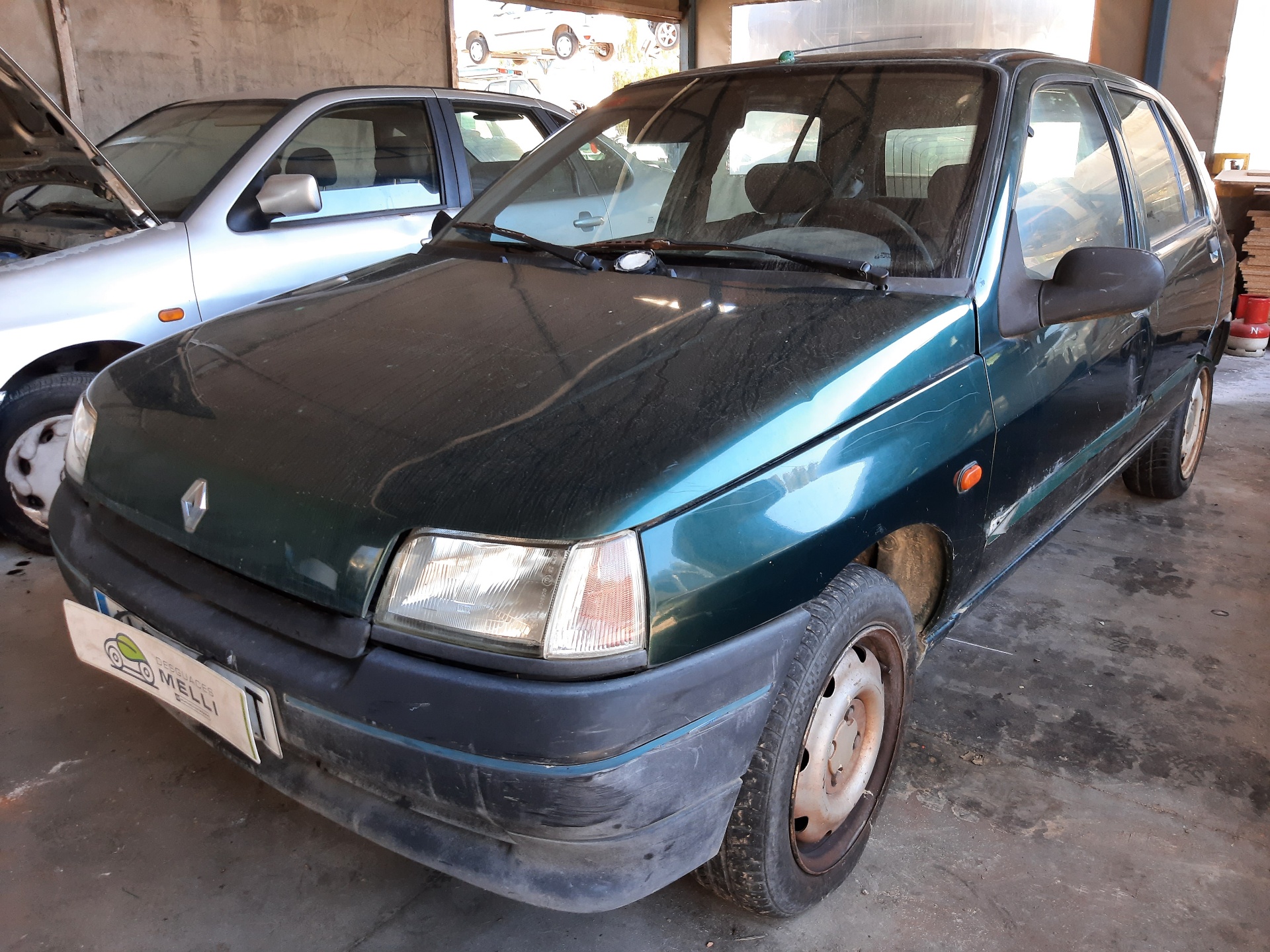 RENAULT Clio 1 generation (1990-1998) Difūzoriaus ventiliatorius 7700828623 18754513