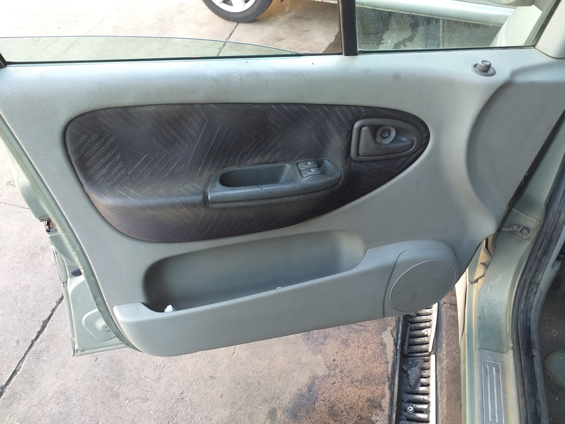 RENAULT Scenic 1 generation (1996-2003) Rear Parcel Shelf 7700845672 18737256