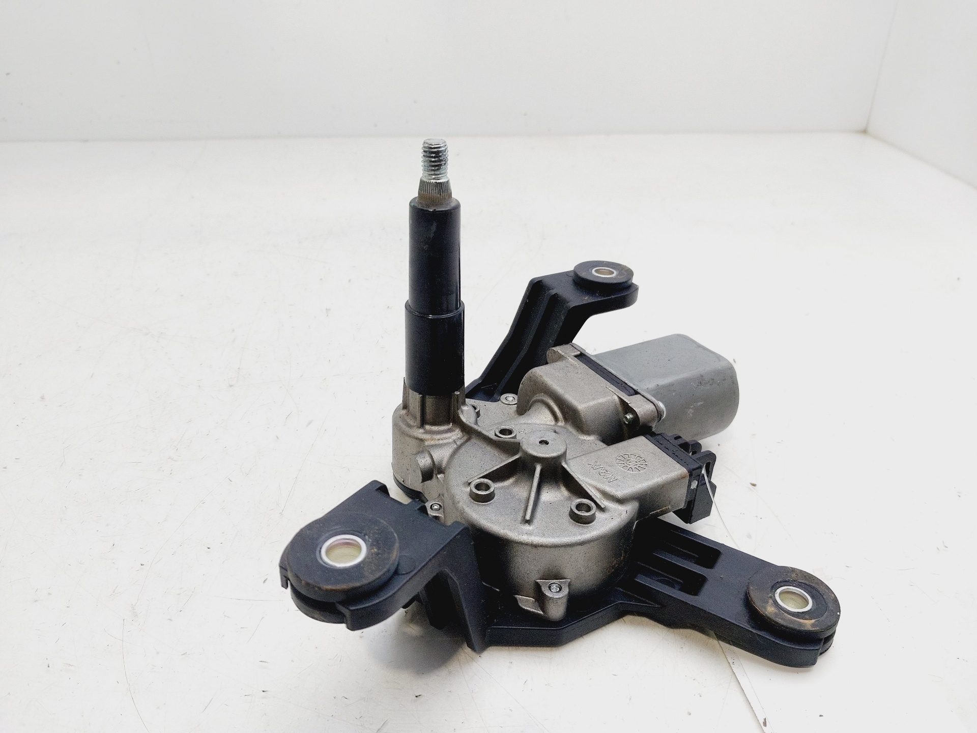 Motor limpia trasero F12SHT 39156859 de Opel Astra k berlina 5p 2015-2019 con 49472 km - pieza usada