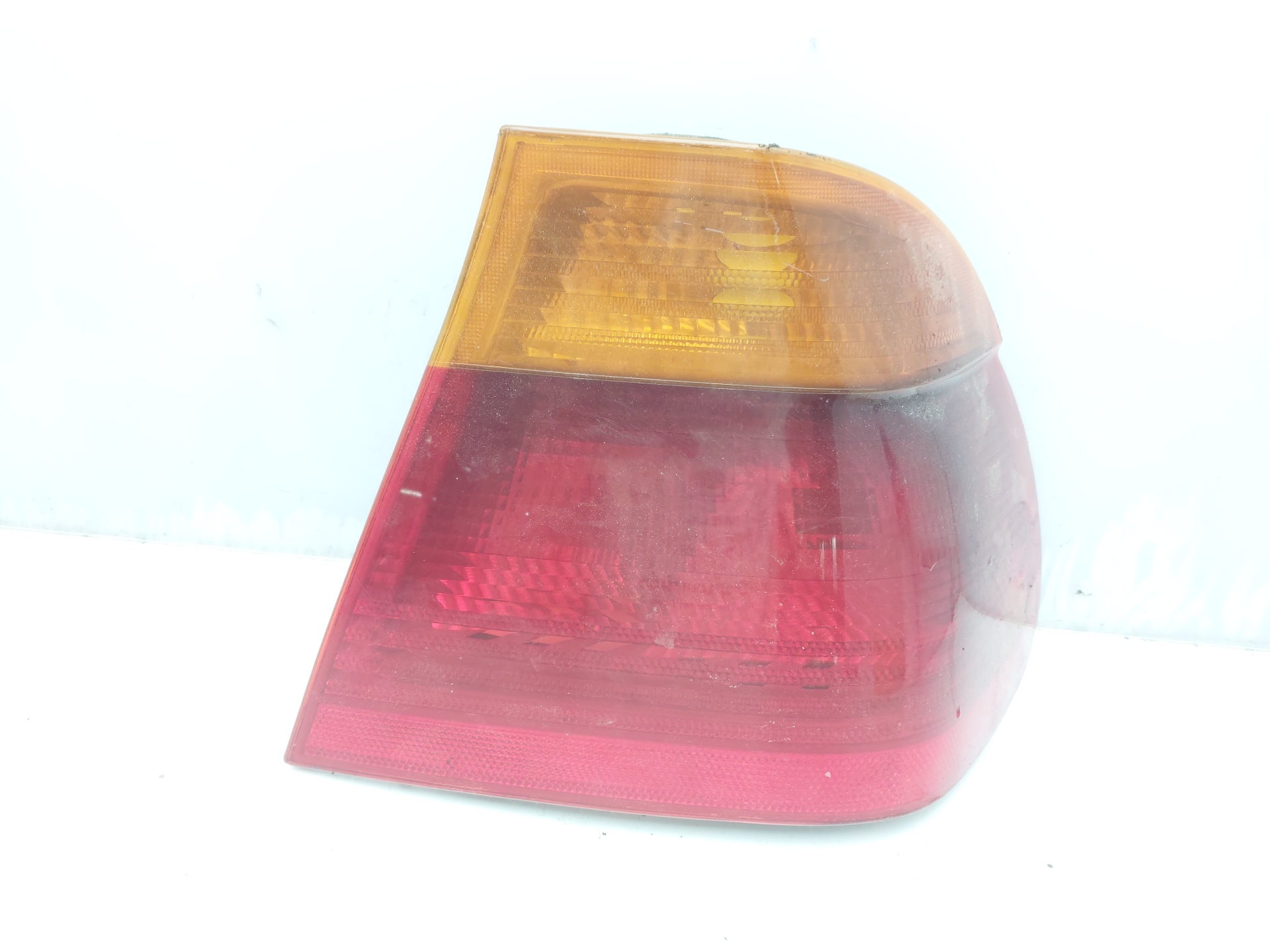 BMW 3 Series E46 (1997-2006) Rear Right Taillight Lamp 8364922 24997439