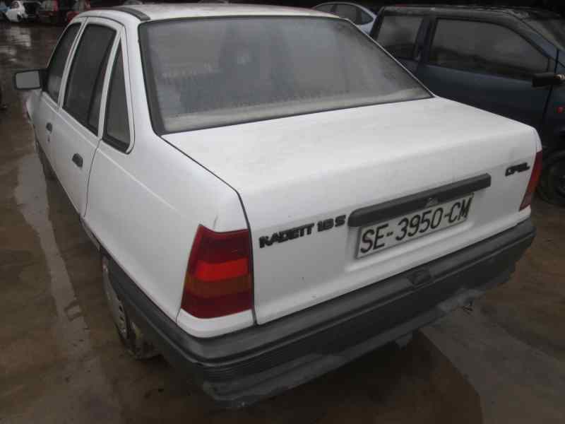 OPEL Kadett E (1984-1993) Передний левый указатель поворота 90008397 24121672