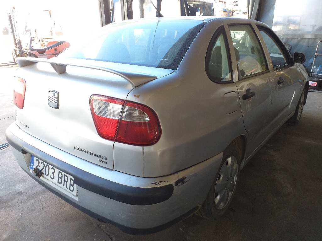 SEAT Cordoba 1 generation (1993-2003) Vasen takavalo 6K5945091F 24126882