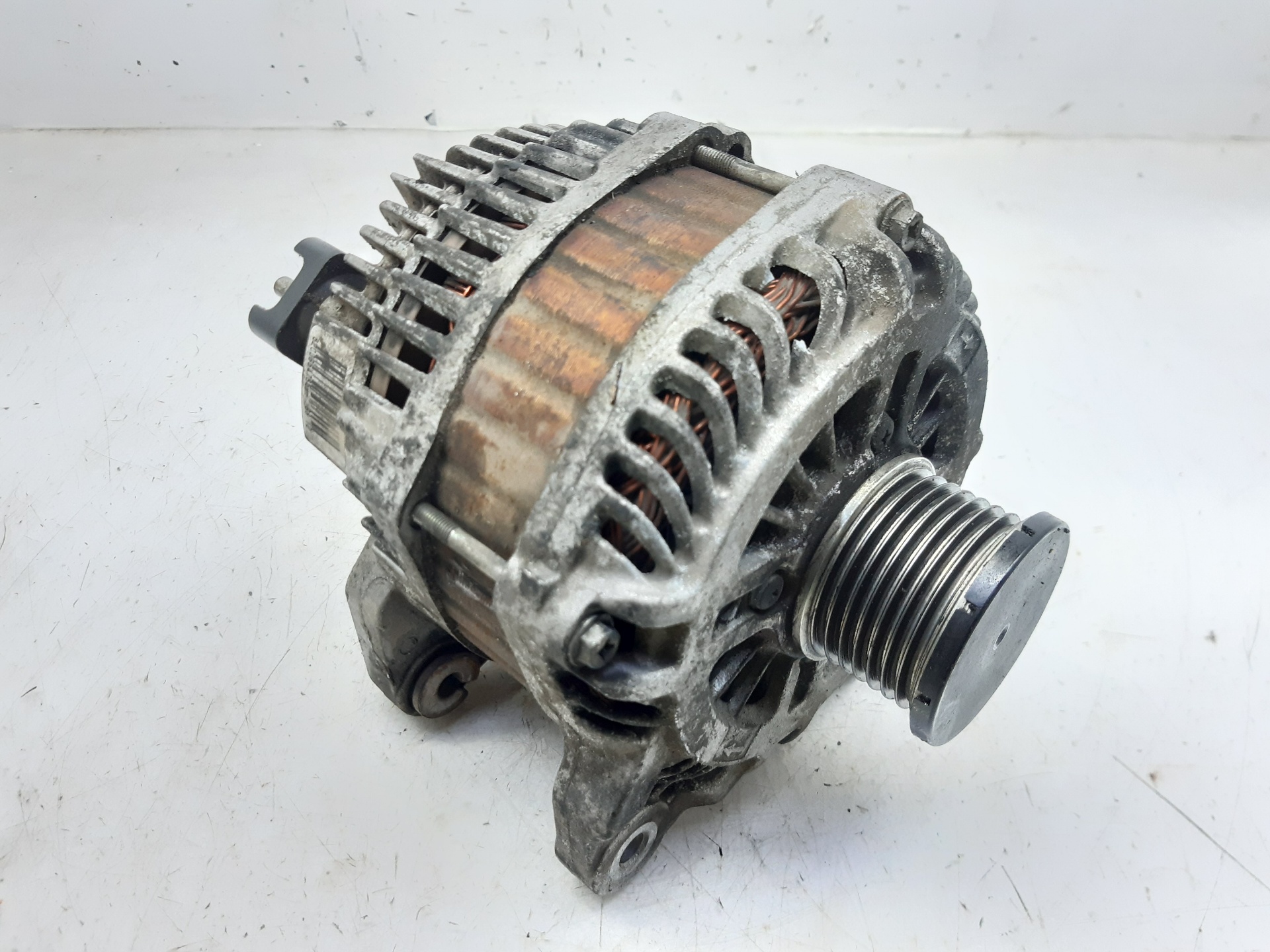 VOLKSWAGEN Laguna 3 generation (2007-2015) Alternator 8200654785 24032887