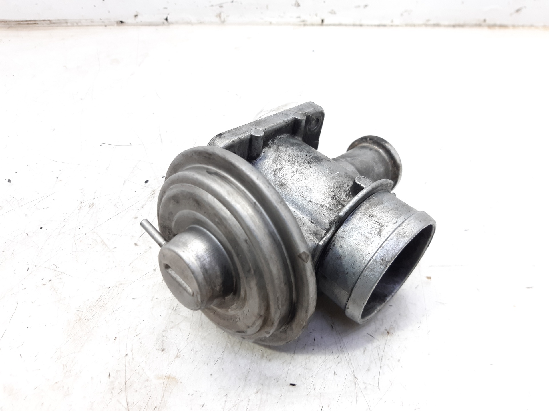 BMW 5 Series E39 (1995-2004) EGR Valve 2248717 22304388