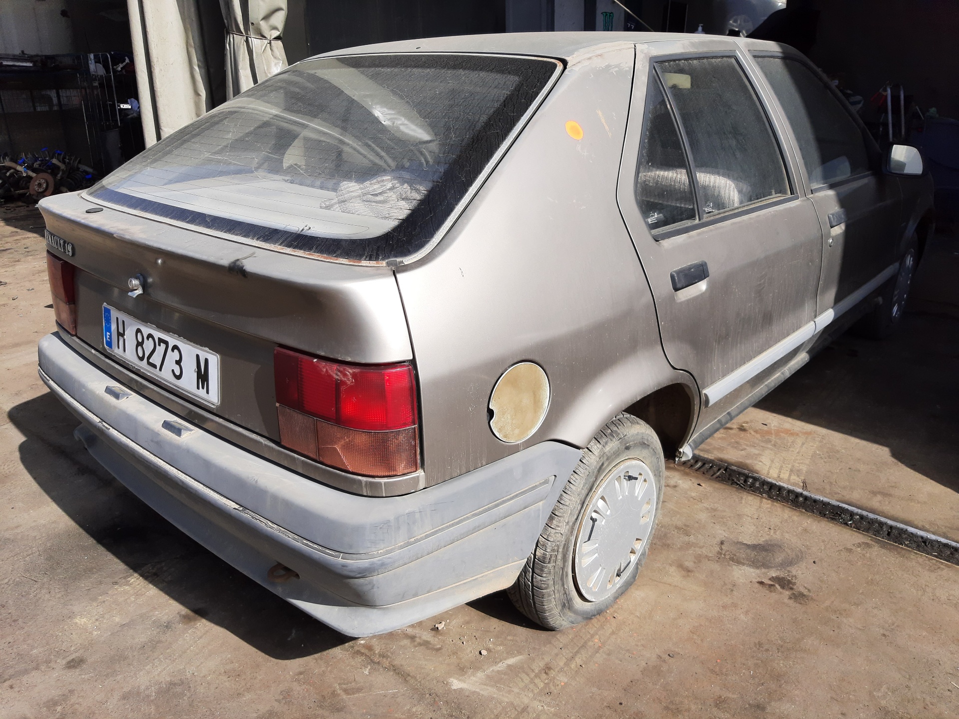 RENAULT 19 1 generation (1988-1992) Klímahűtő 7700805486 24118912